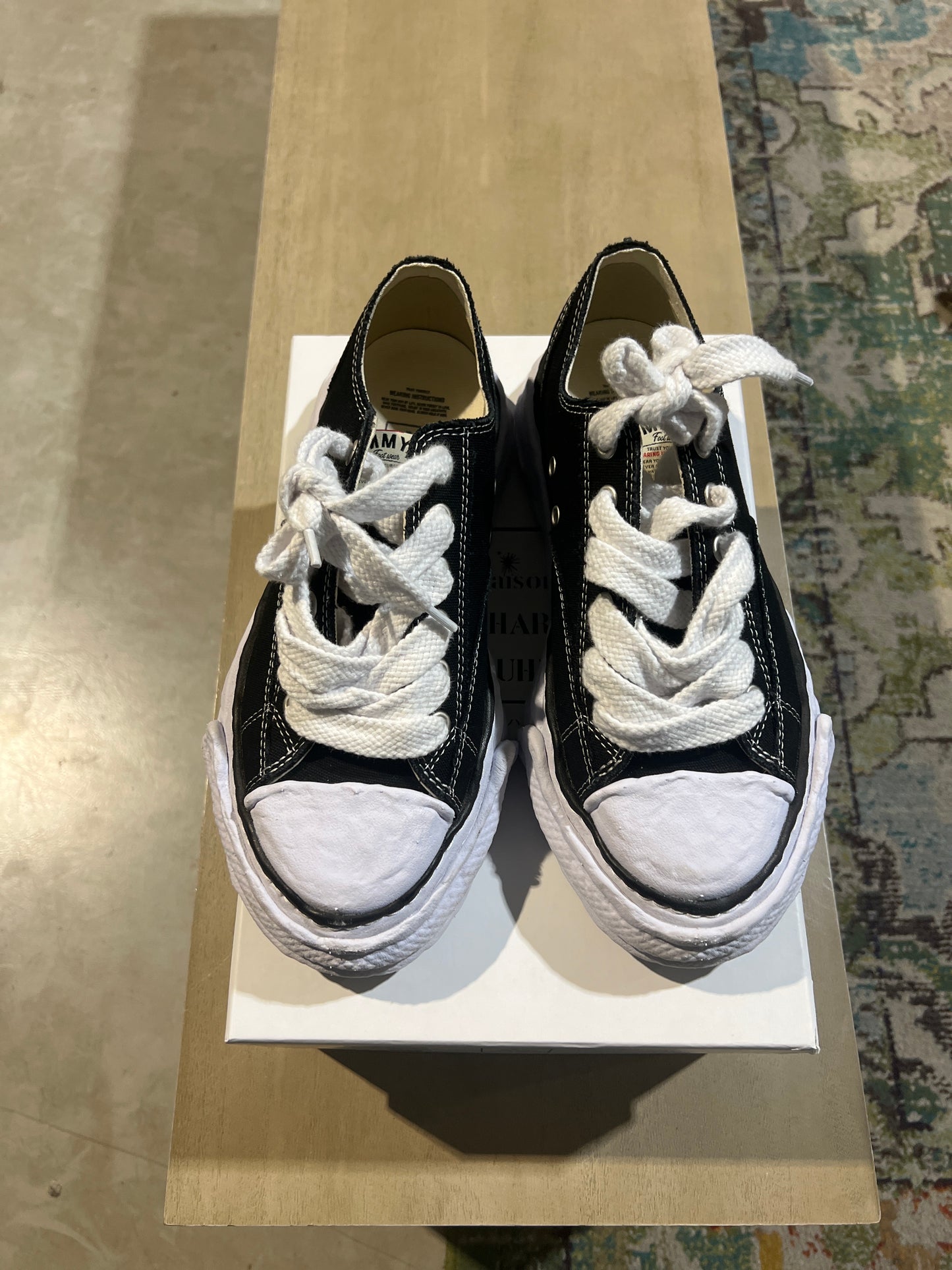 Maison Mihara Peterson 23 Black Used Sz 10