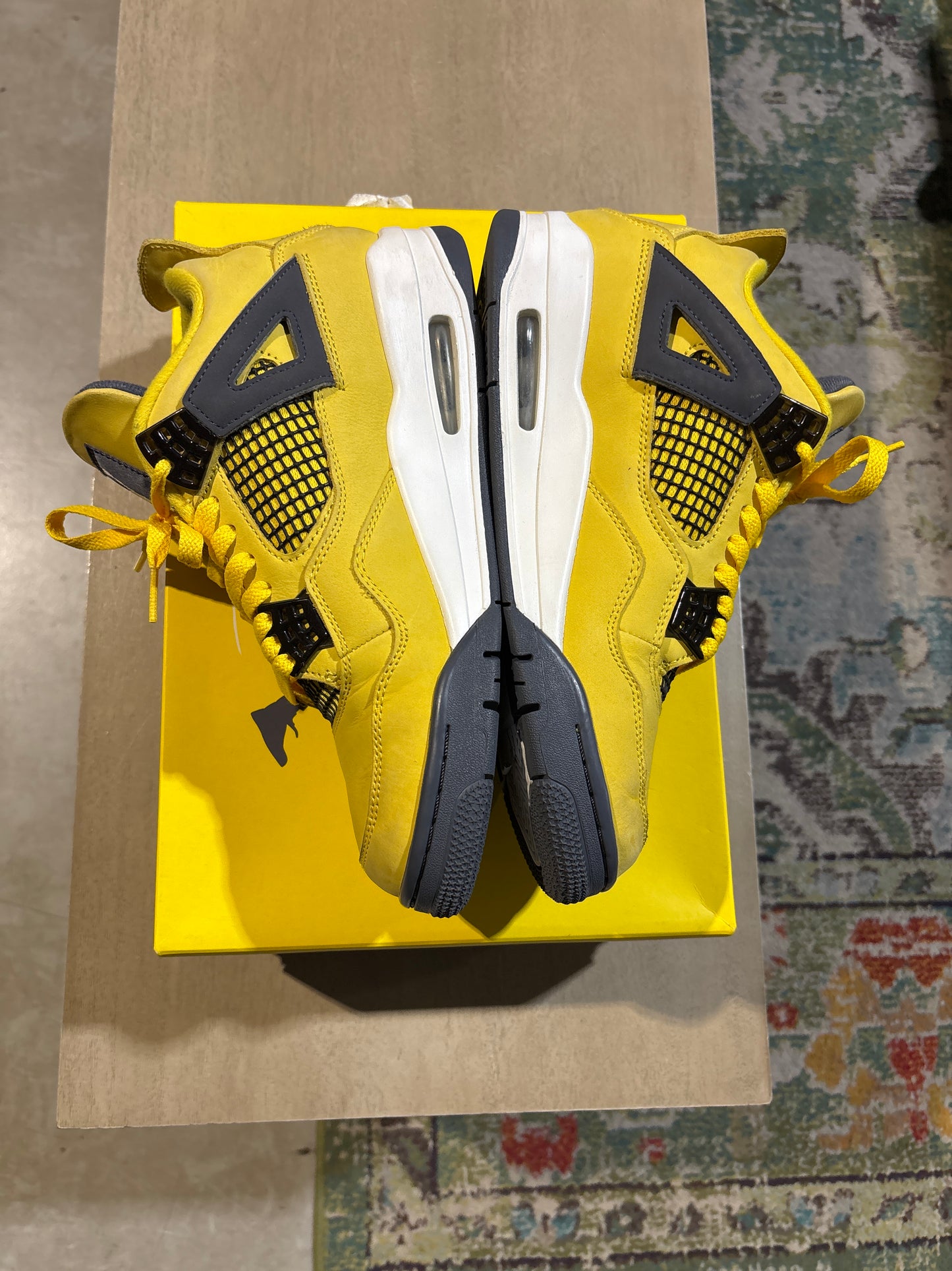 Jordan 4 Lightning Used Sz 8