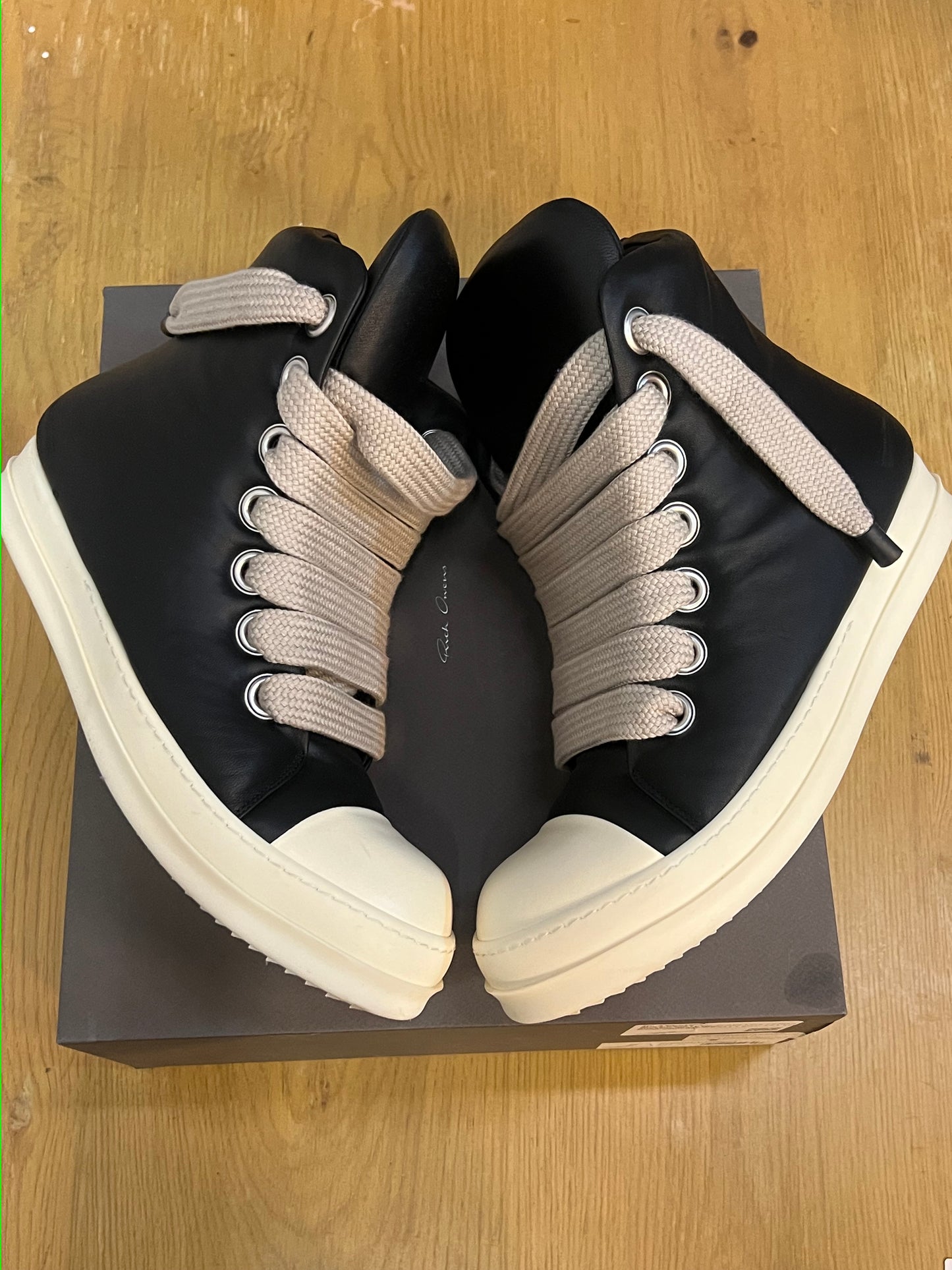 Rick Owens Luxor Jumbo Lace Padded Sneaker Black Milk Used