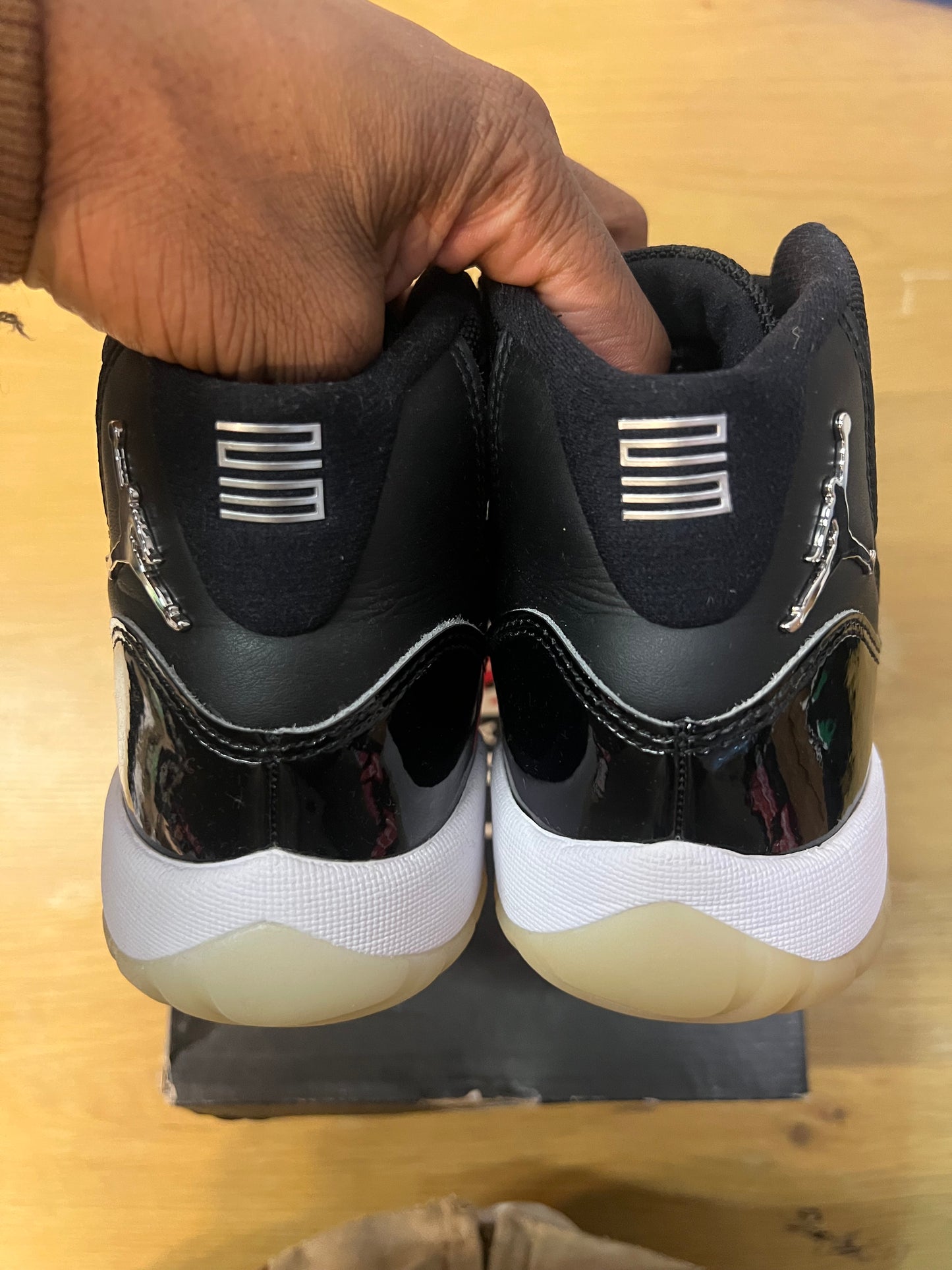Air Jordan 11 Retro Gs Jubilee used sz 6