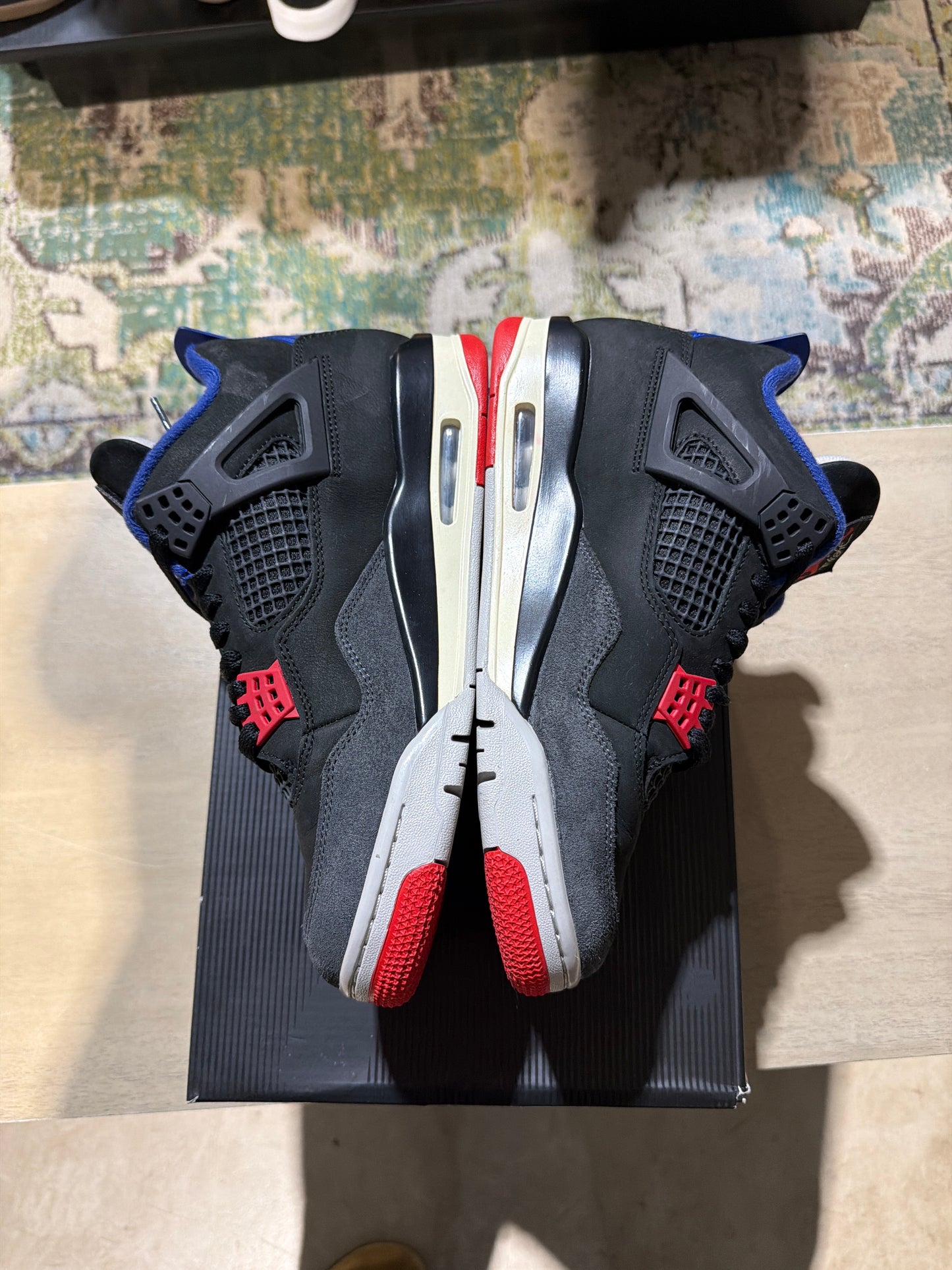 Jordan 4 rare air used sz 8.5