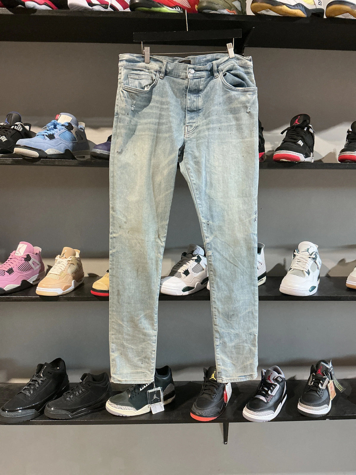 Amiri Jeans Light Wash Jeans - Pre-Owned