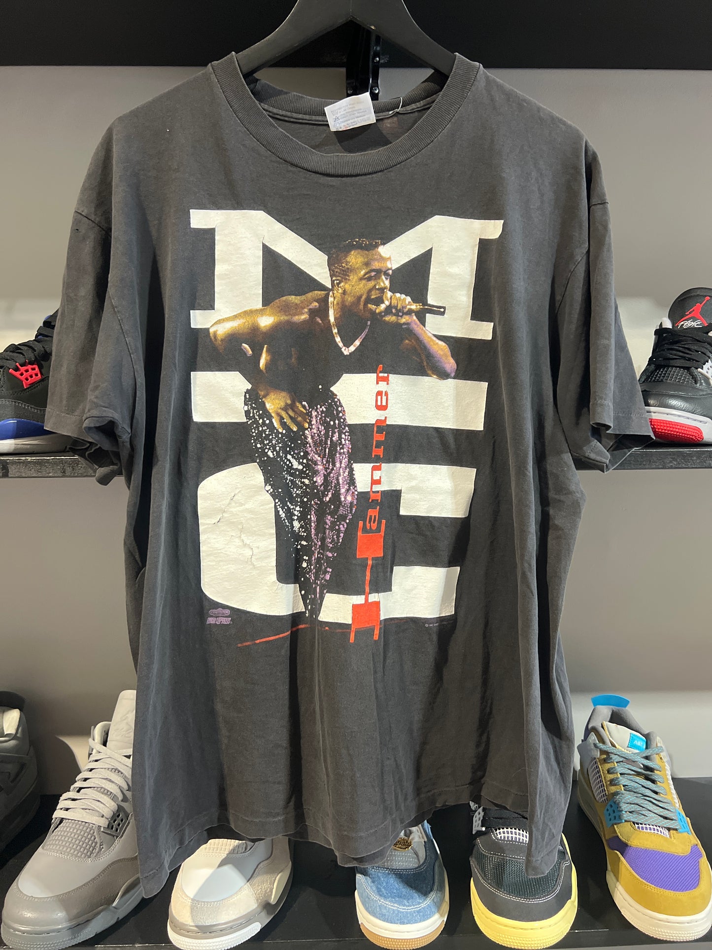 Vintage mc hammer here comes tee 91