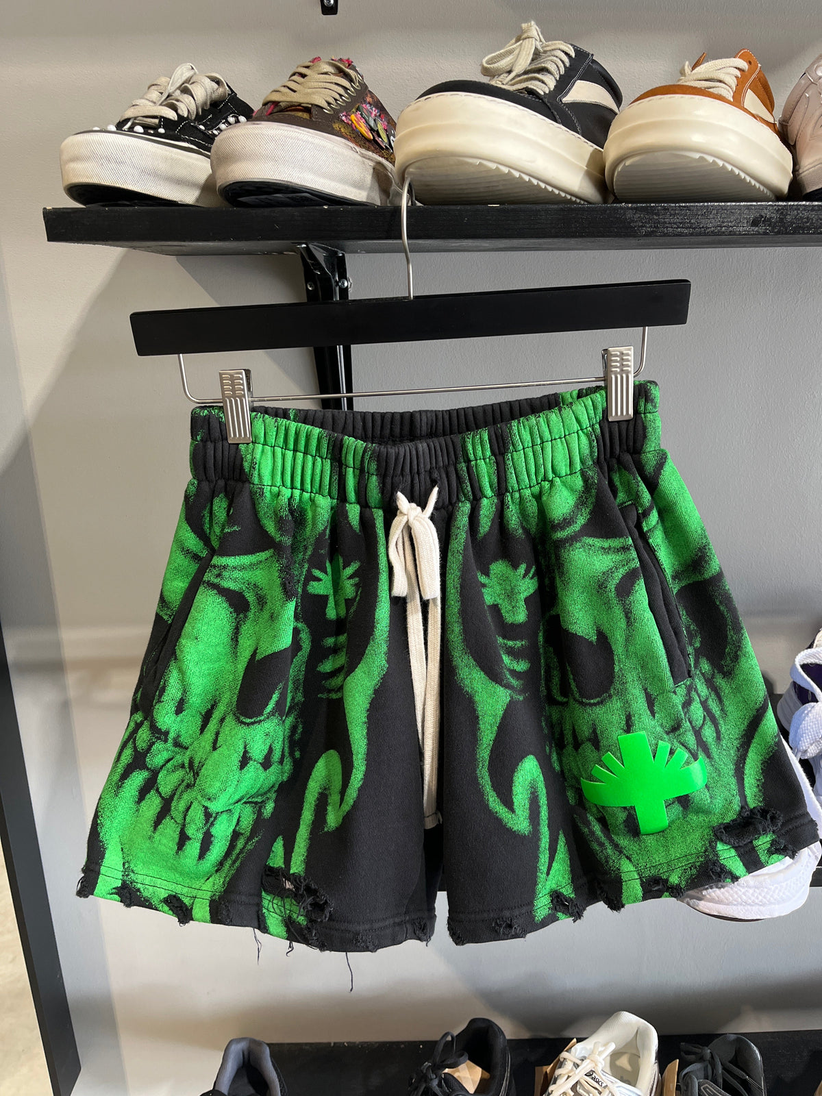 Vertabrae Green Skull Shorts - Pre-Owned