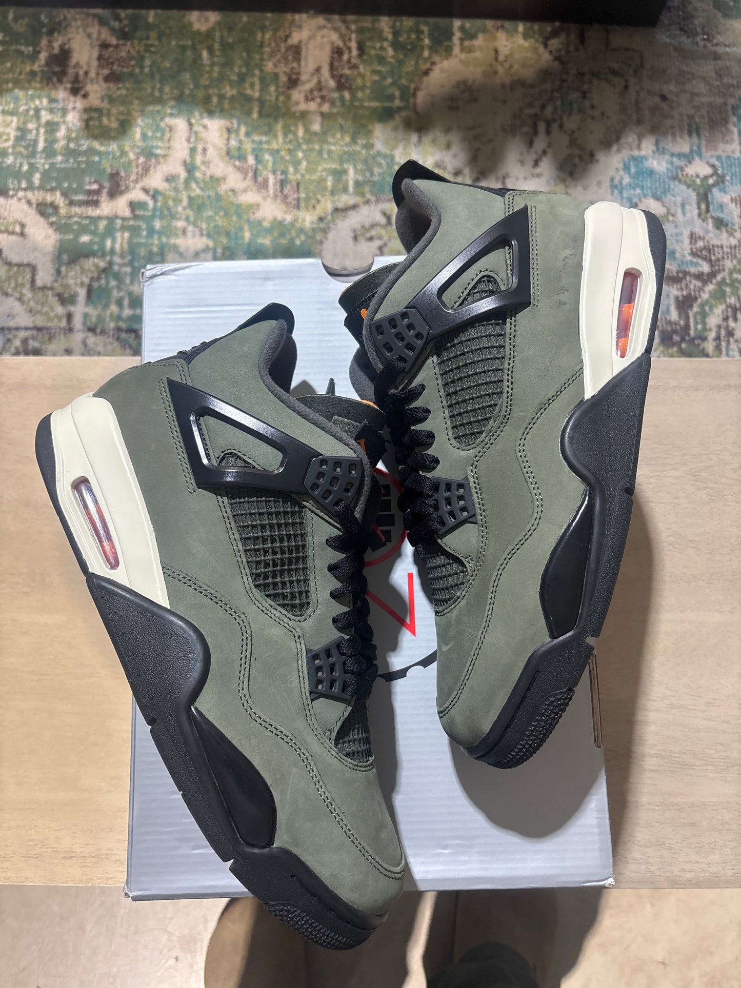 Jordan 4 undftd 2025 used sz 10