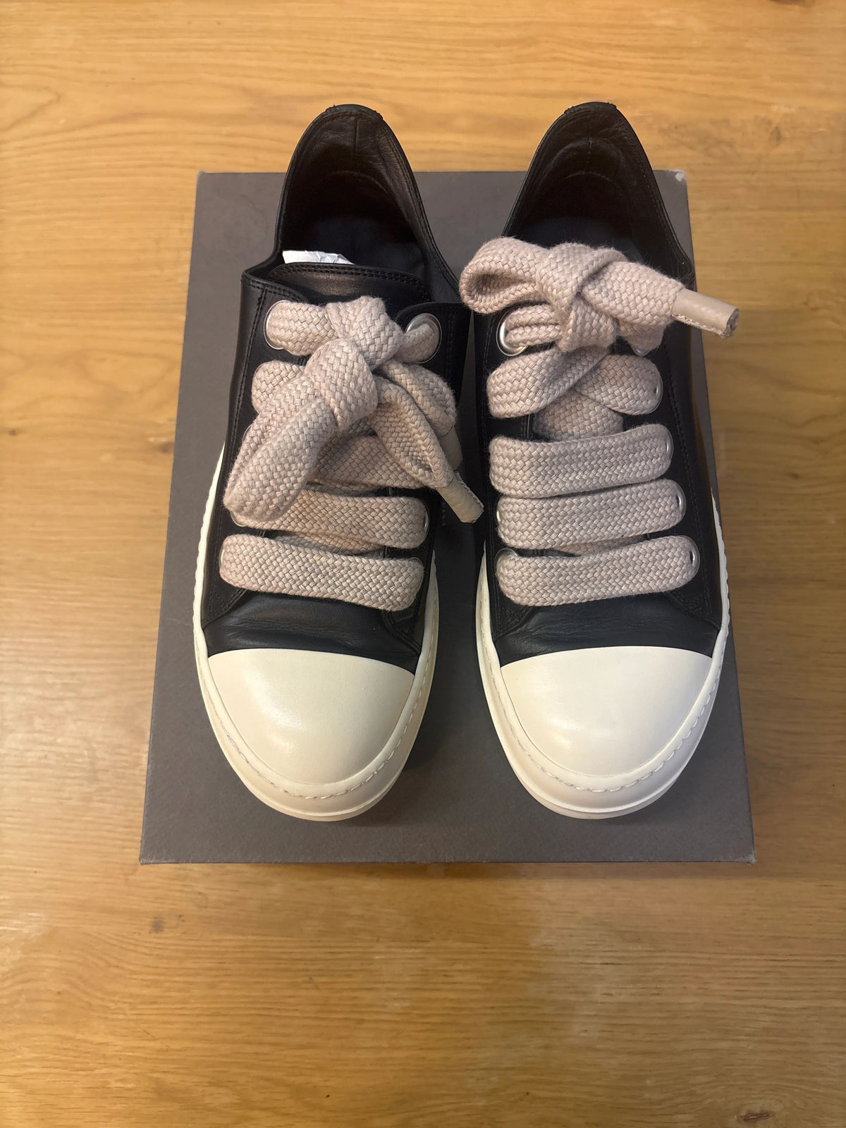 Rick Owens Lido Jumbo Laced Sneaker Low 'Black' Used Size 6.5 - Pre-Owned