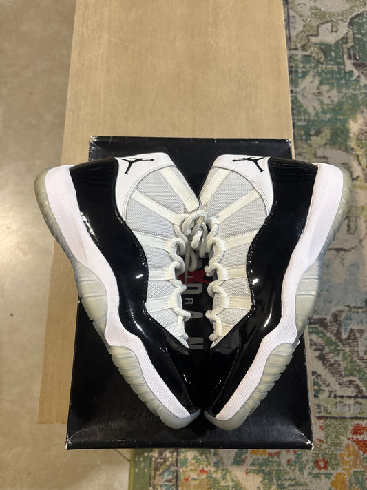 Jordan 11 Concord Used Sz 9.5