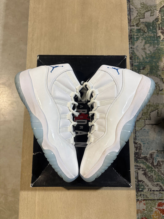 Jordan 11 Retro Legend Blue (2024) - Pre-Owned