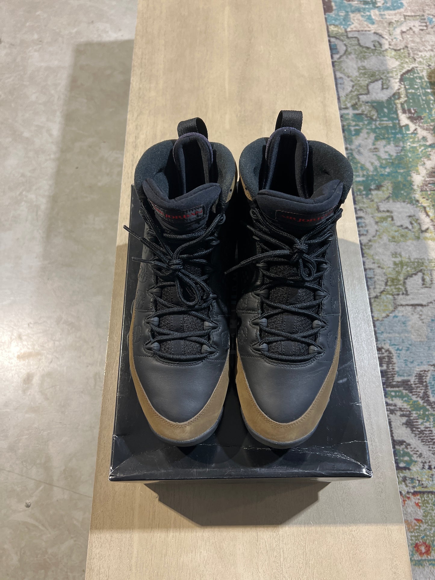 Jordan 9 Olive Used Size 11
