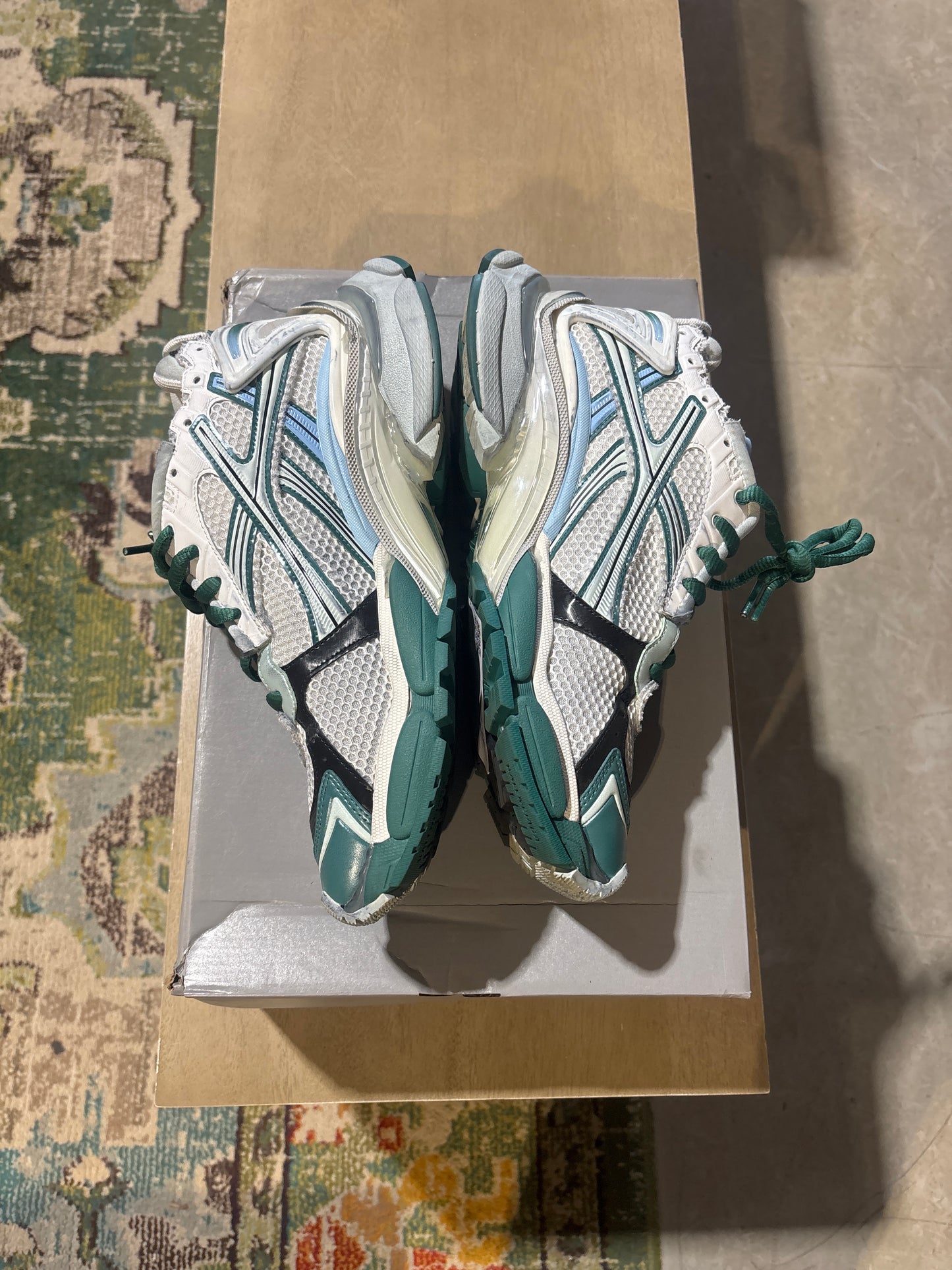 Balenciaga Runner White/Green/Blue Used Sz 10