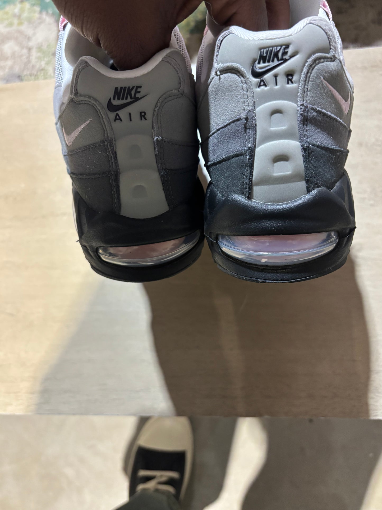 Airmax 95 Soft Pink Used Sz 10.5W NB
