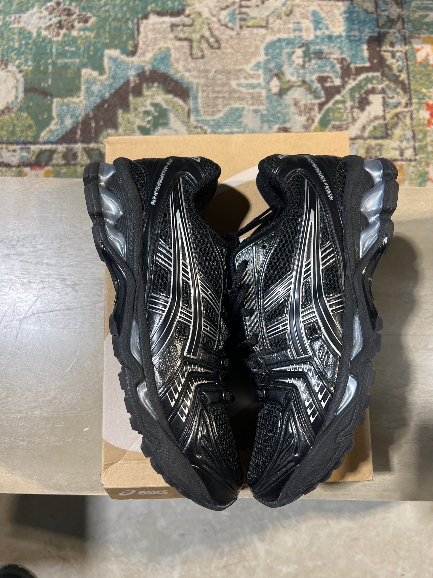 ASICS gel kayano 14 black used sz 10