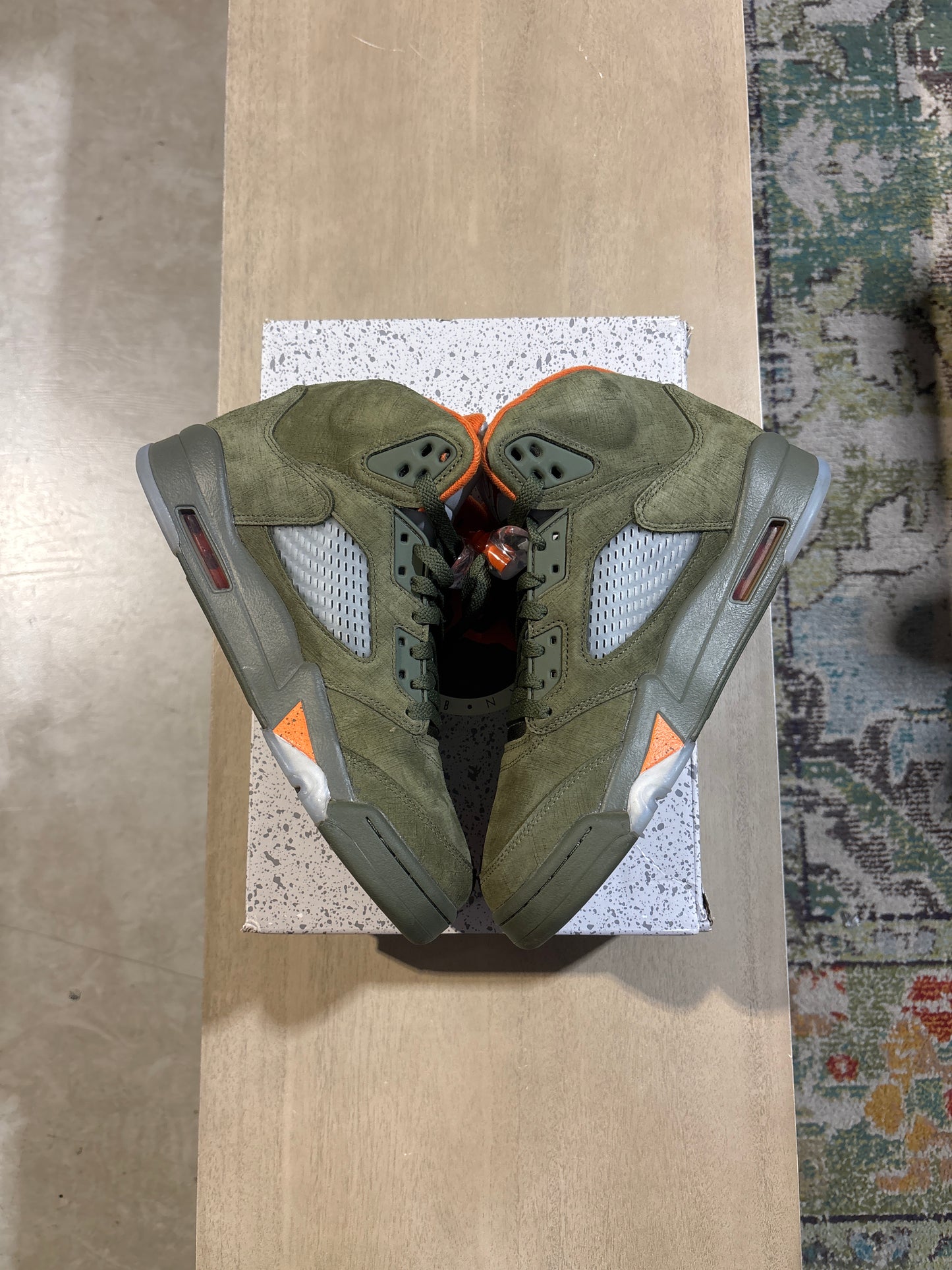 Jordan 5 Olive Used Sz 8