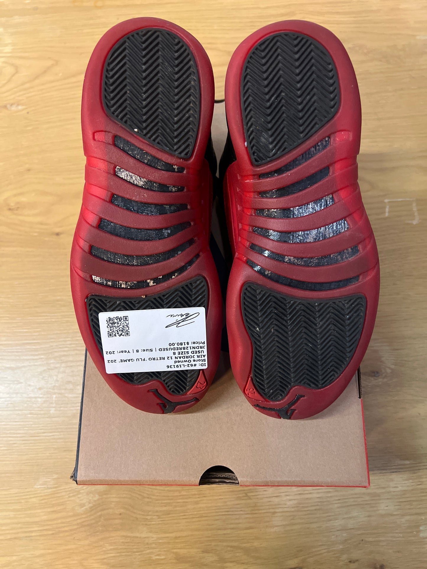 AIR JORDAN 12 RETRO FLU GAME 2025 USED SIZE 8