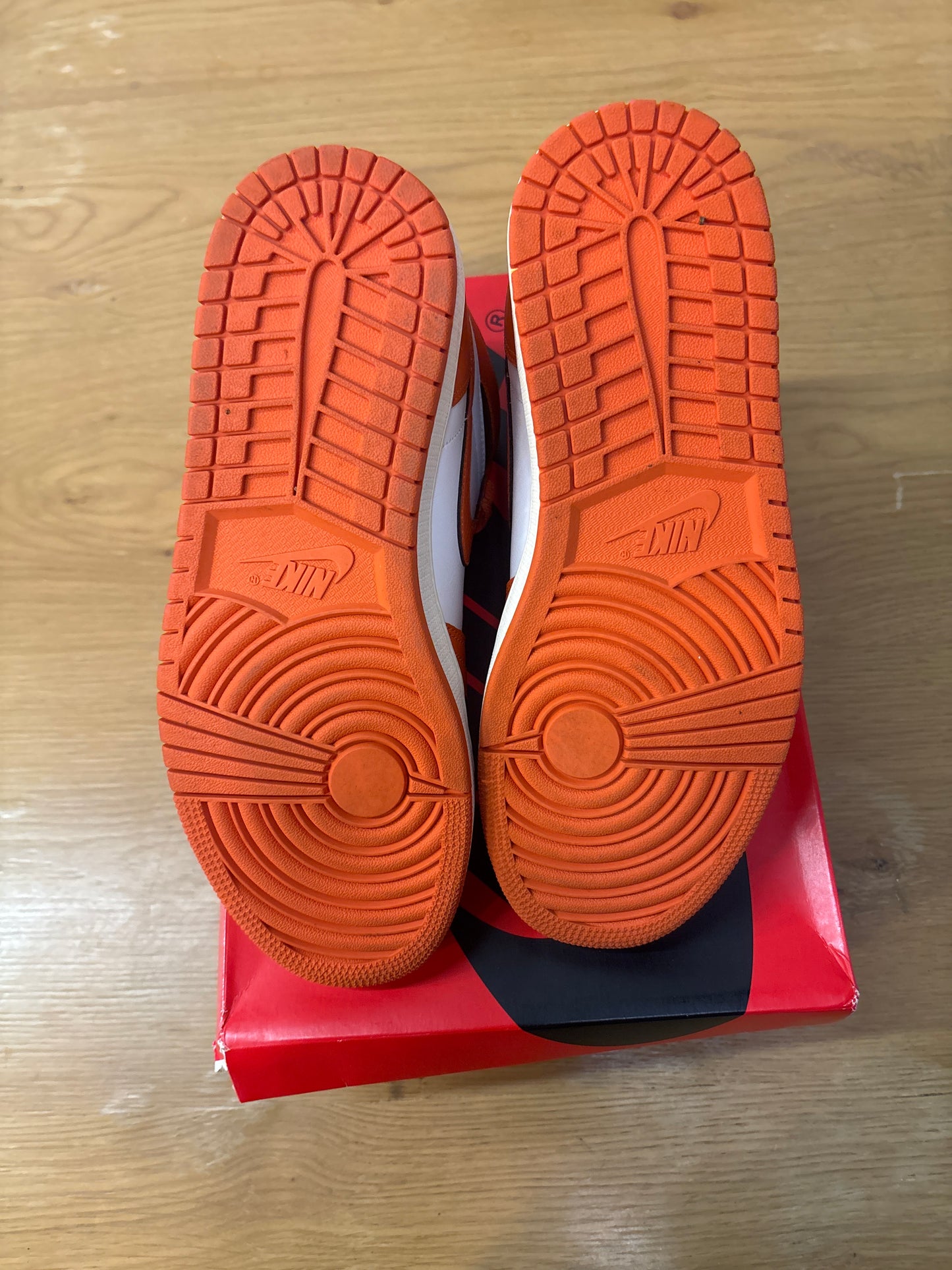 WMNS JORDAN 1 HIGH STARFISH Used Sz 10.5W