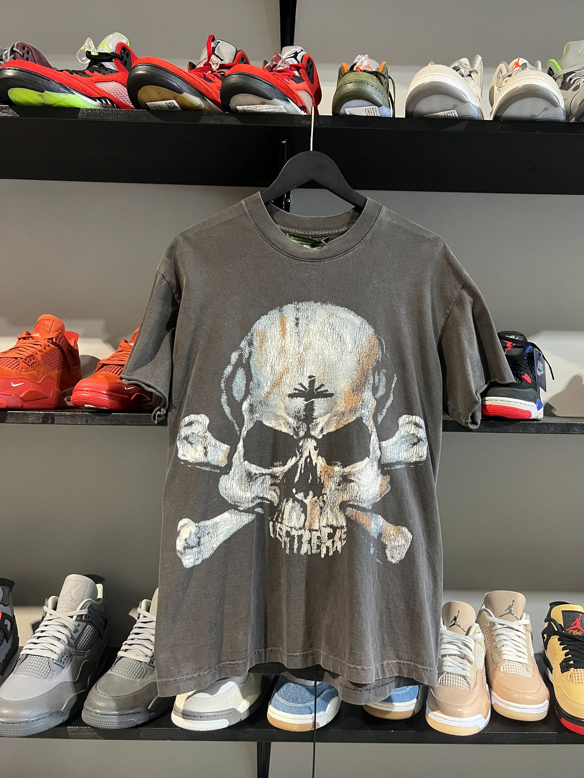 Vertabrae Skull Tee