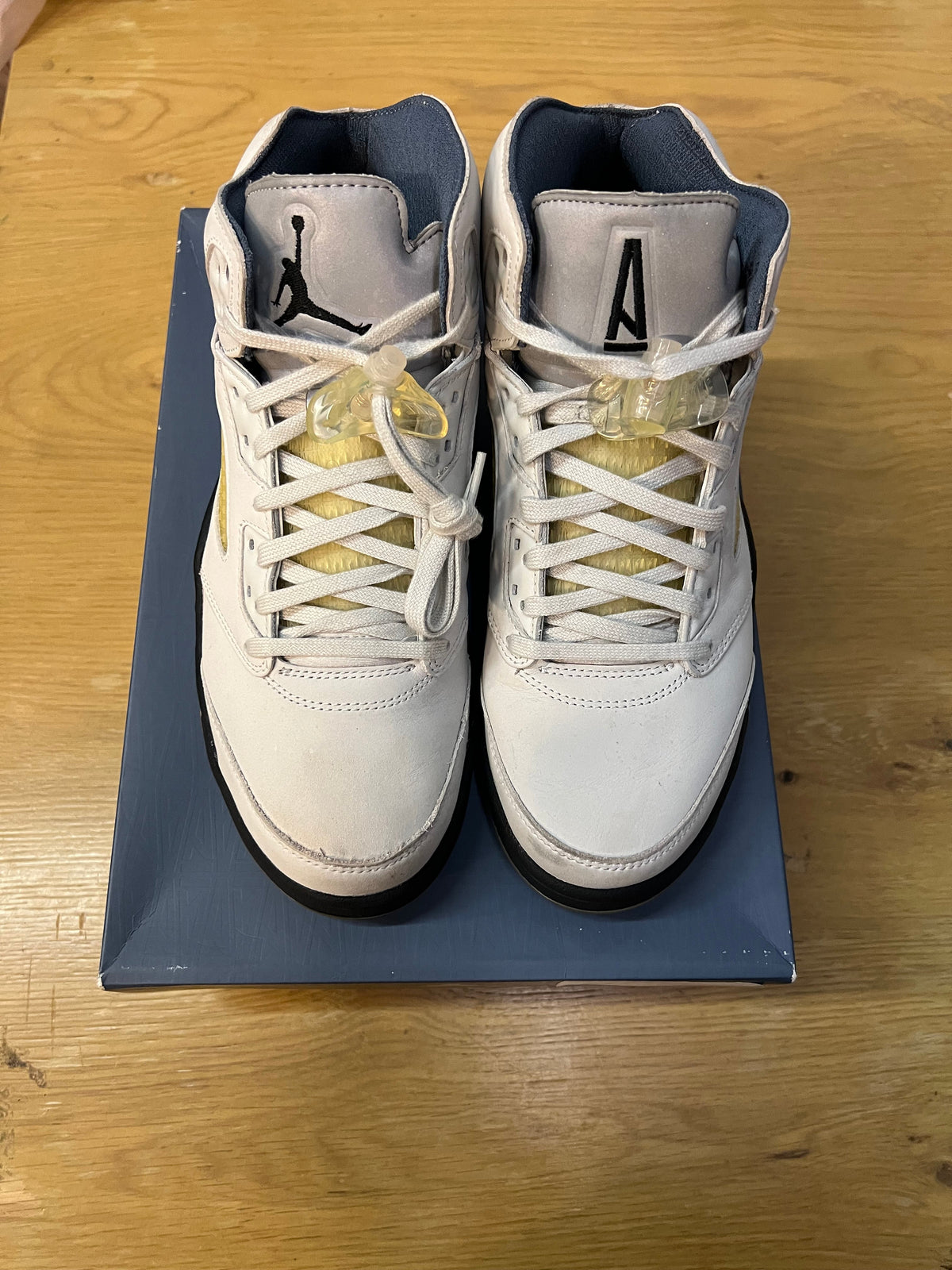 Jordan 5 Retro A Ma Maniére Dawn (Women's) - Pre-Owned