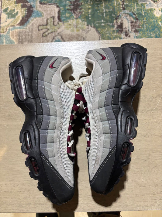 Nike Air Max 95 Dark Beetroot - Pre-Owned NB