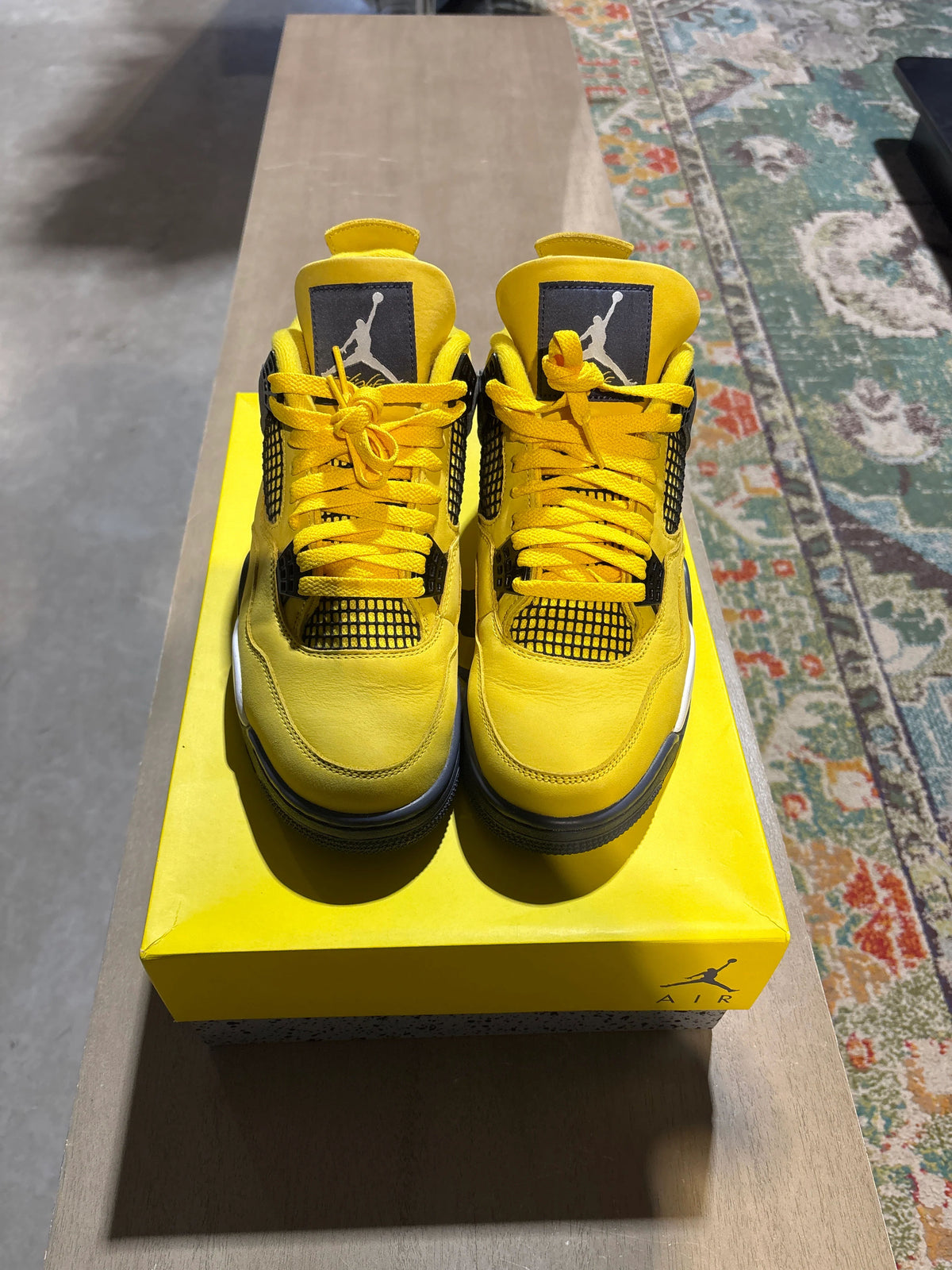 Jordan 4 Retro Lightning (2021) - Pre-Owned