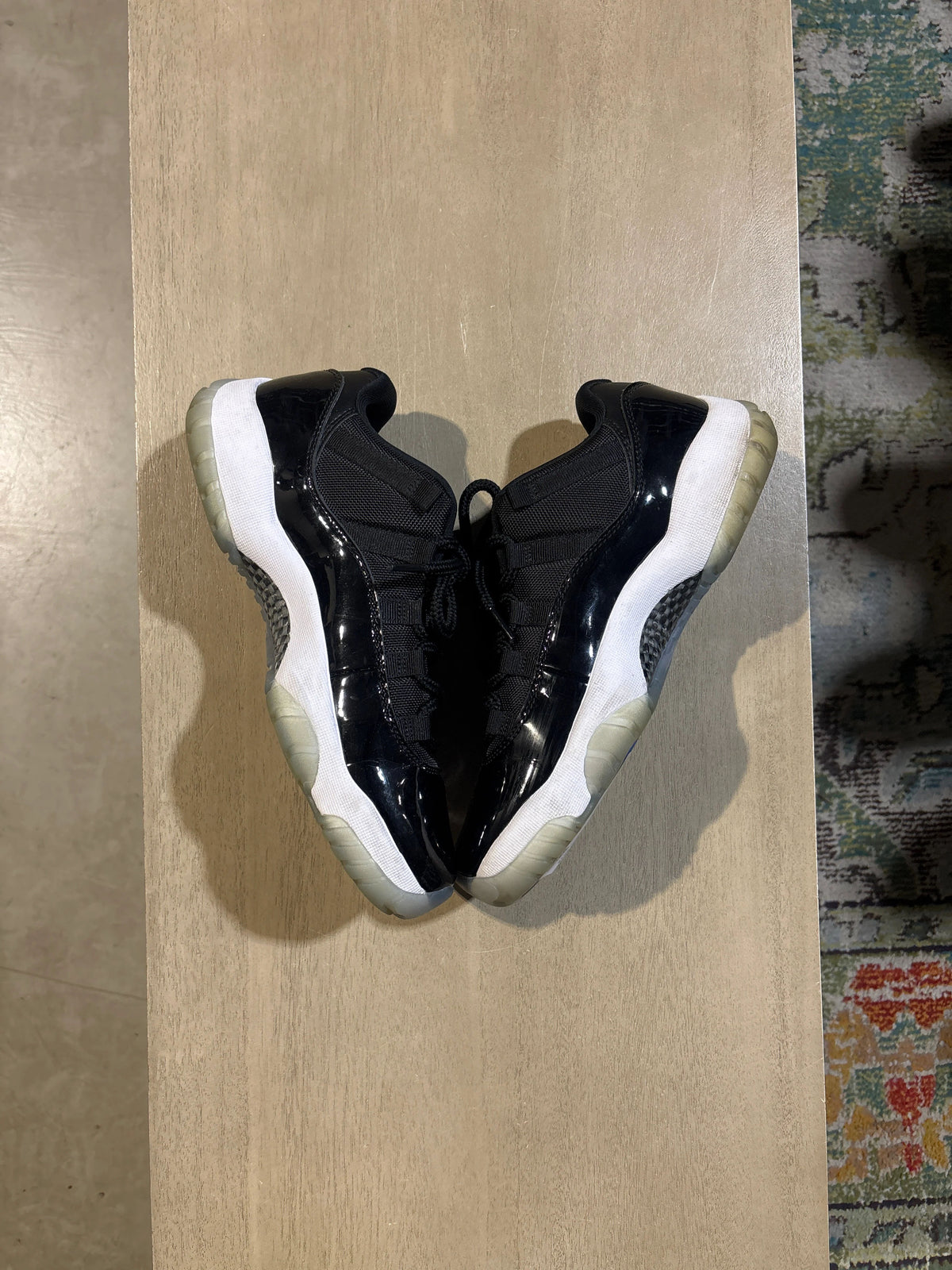 Jordan 11 Retro Low Space Jam - Pre-Owned