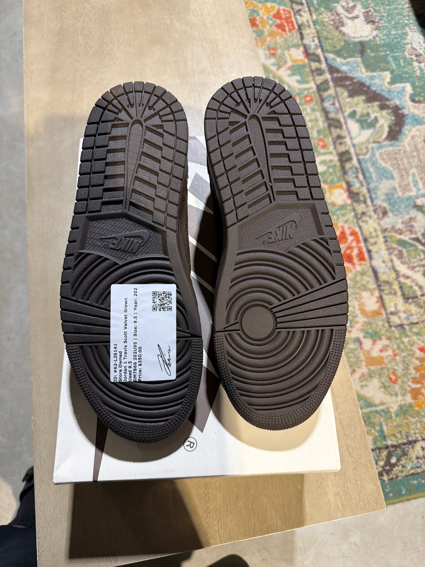 Jordan 1 Travis Scott Velvet Brown Used 9.5