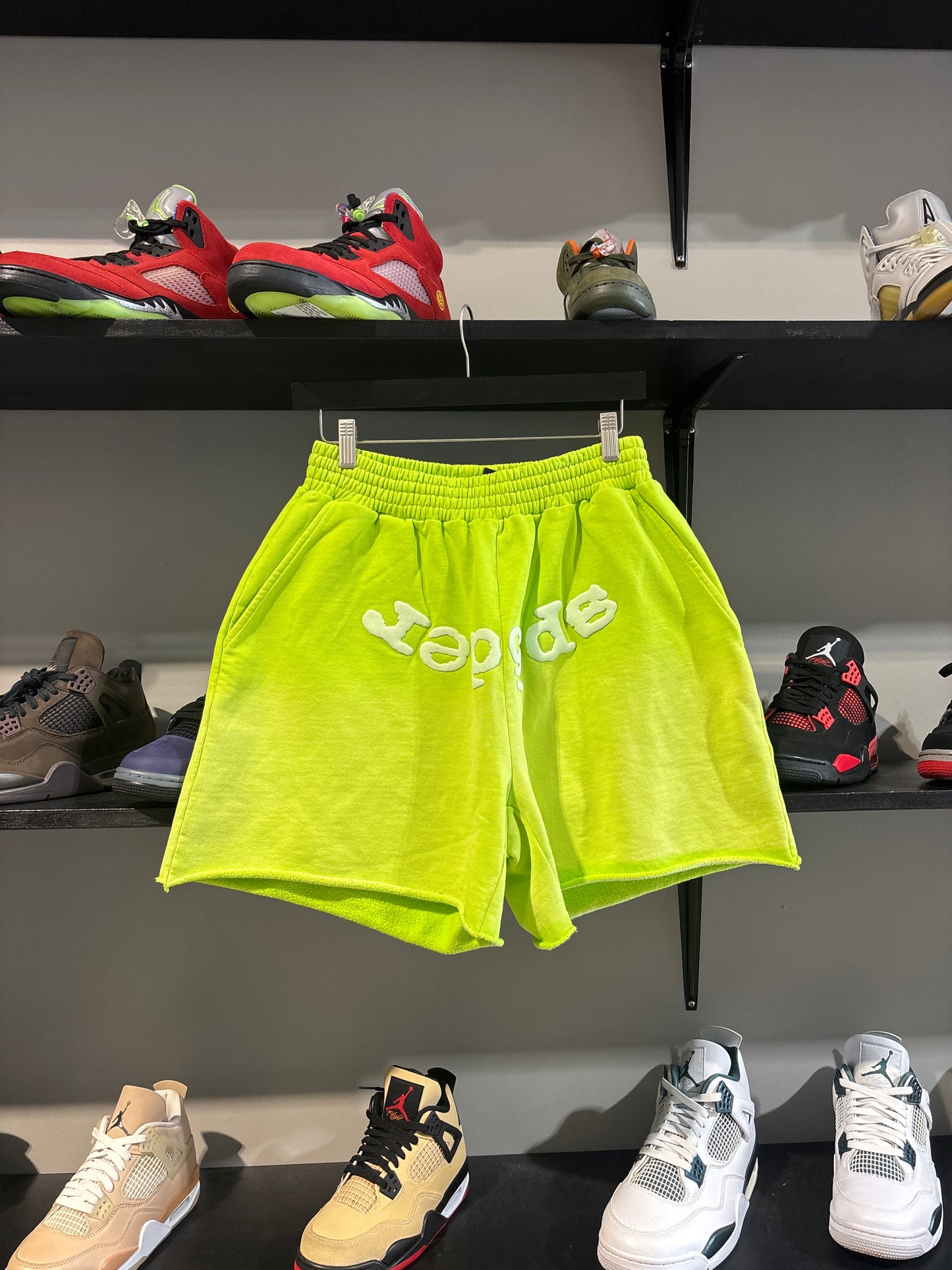 Sp5der Noen/White Sweatshorts