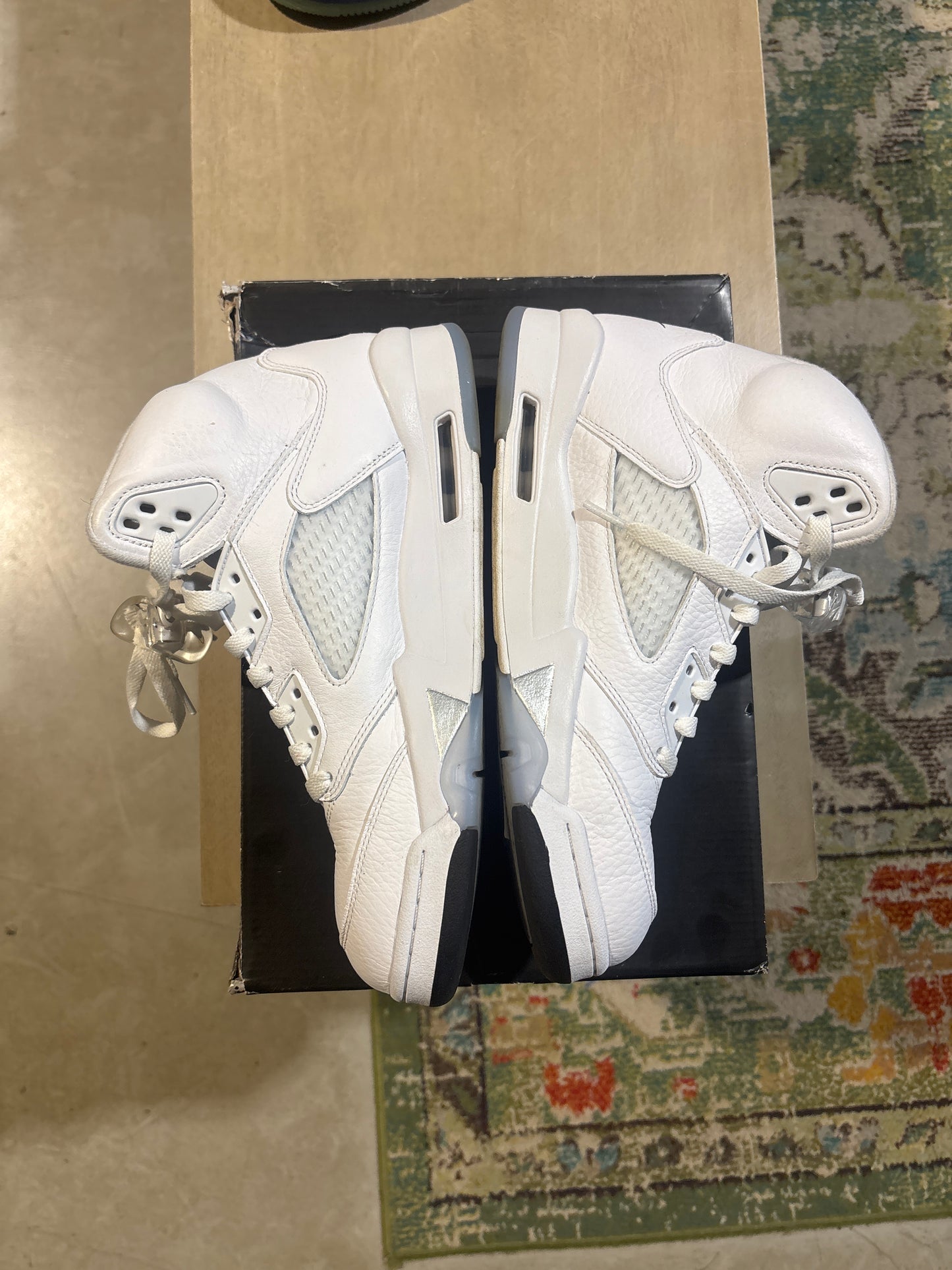 Jordan 5 White Metallic Used Sz 10