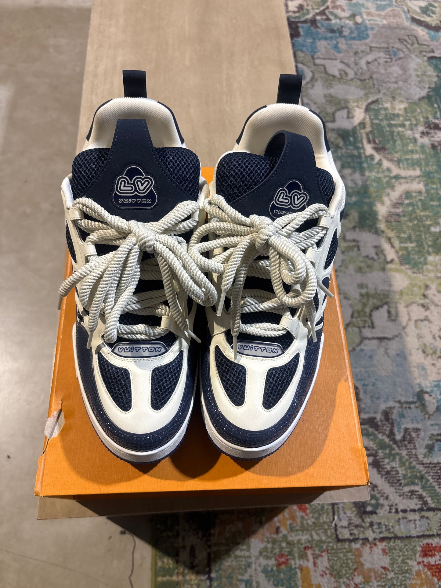 Louis Vuitton Navy/White Skate Used Sz 11