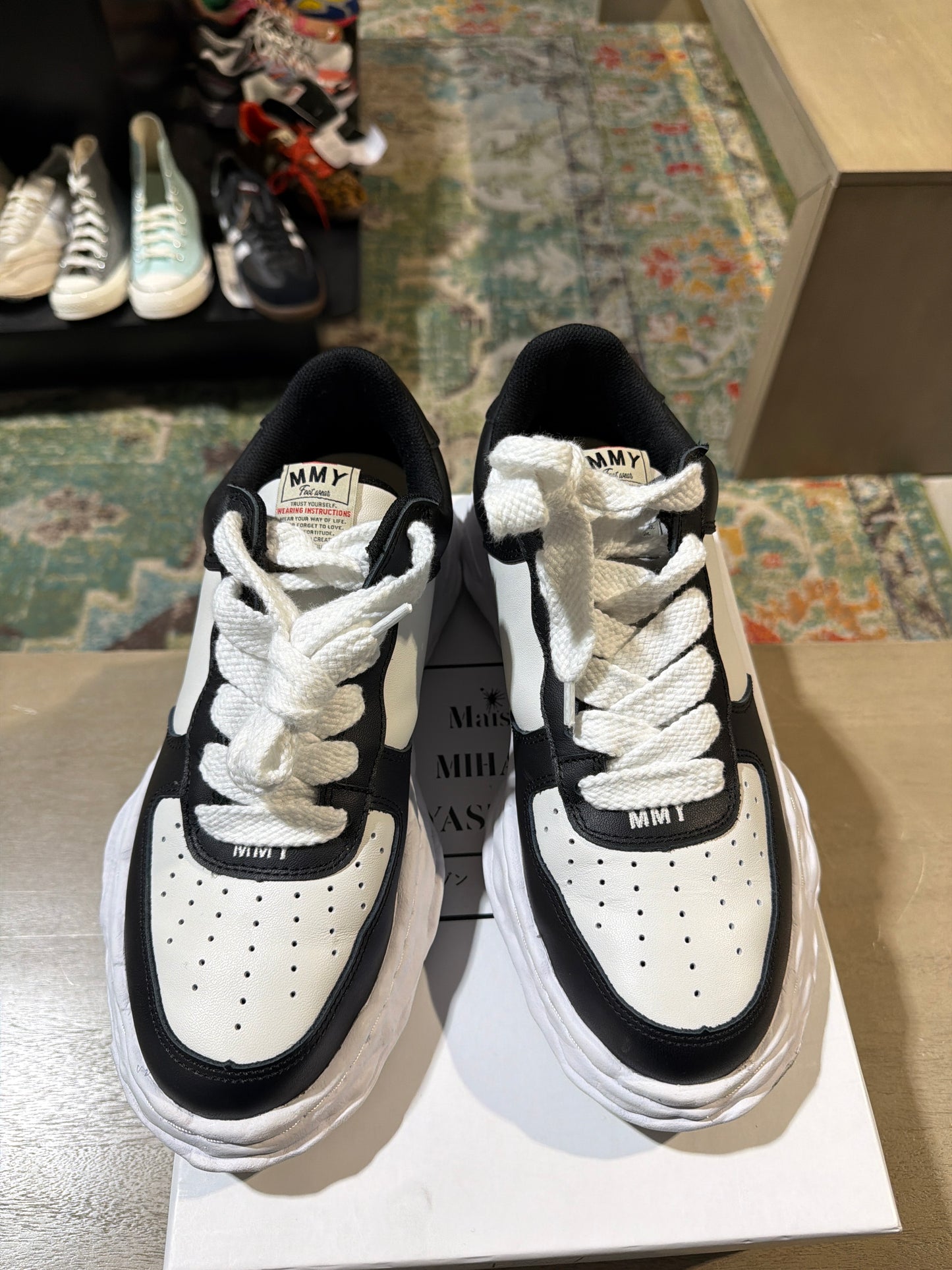 Maison Mihara Wayne Black White Used Sz 12