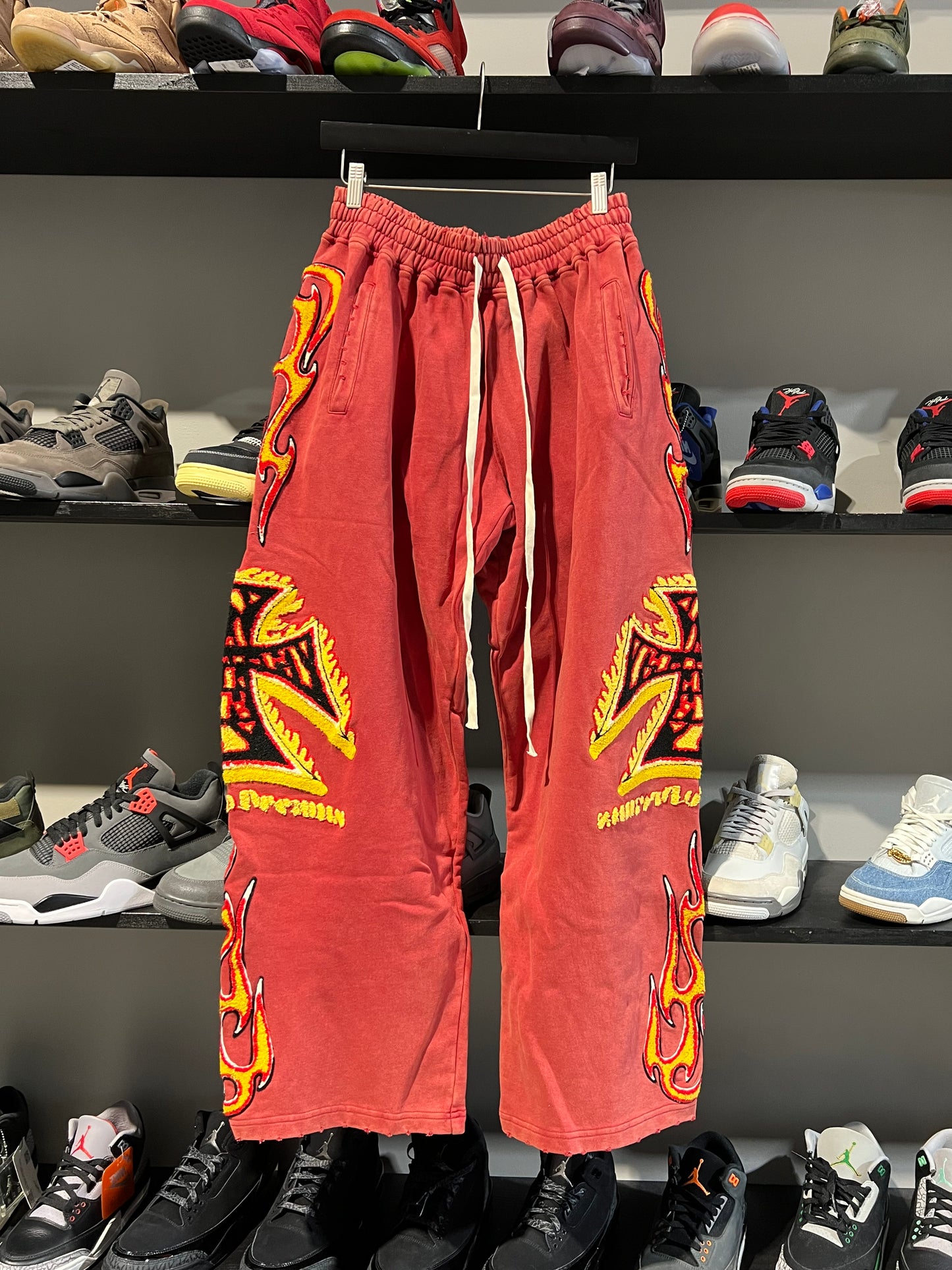 Vale La Flare Sweats Red