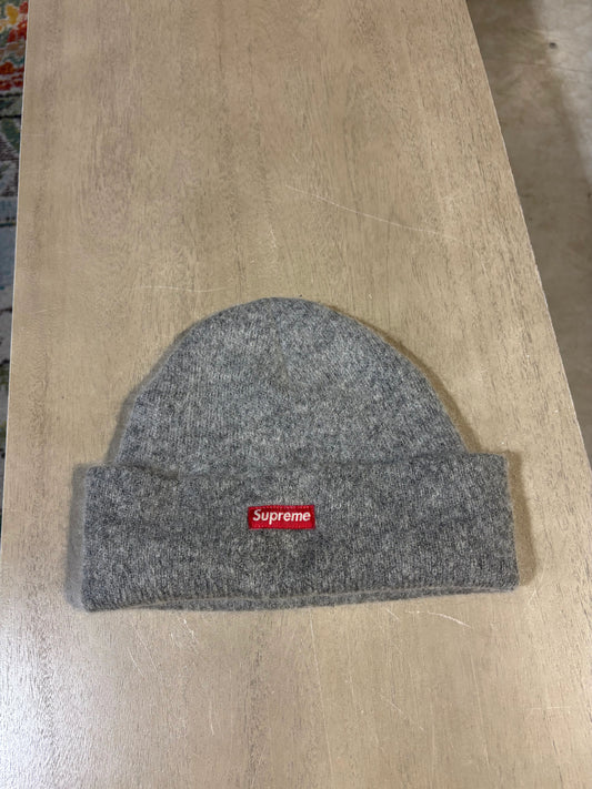 Furry Supreme Beanie Grey - Pre-Owned