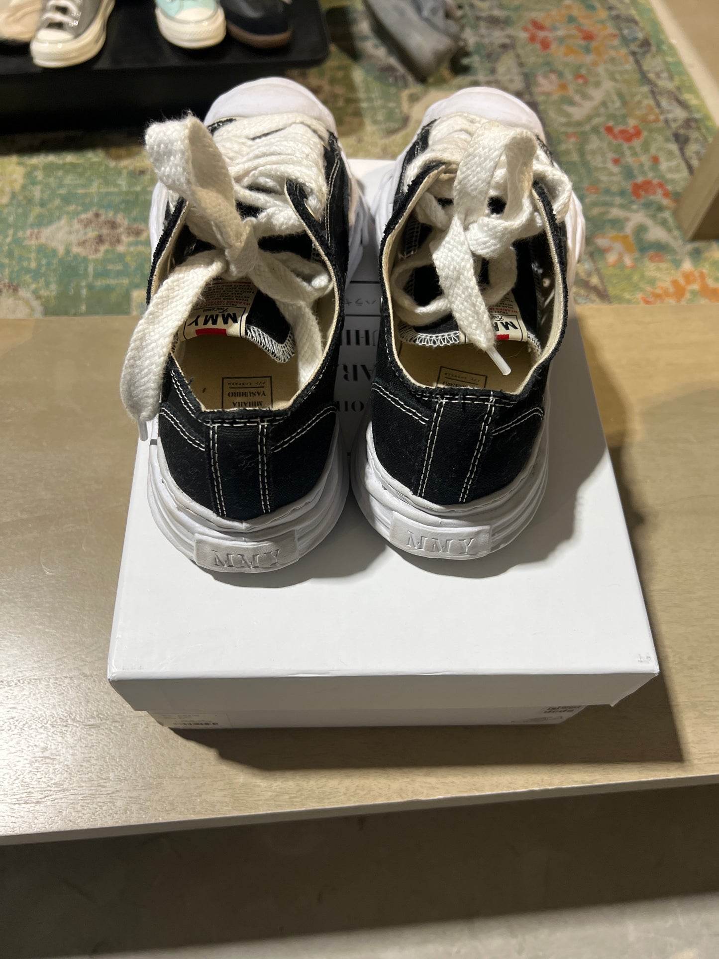 Maison mihara Hank used black white sz 10