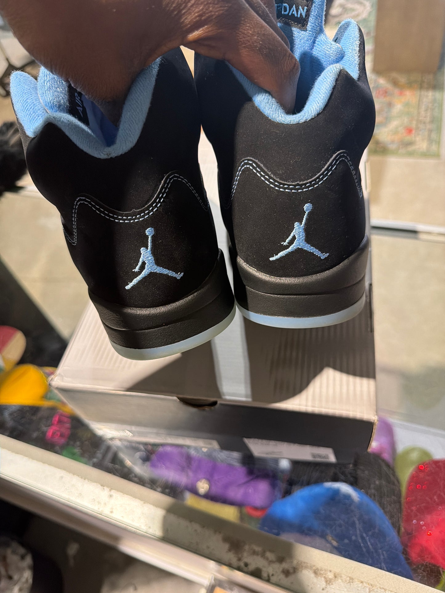 Jordan 5 university blue used sz 10