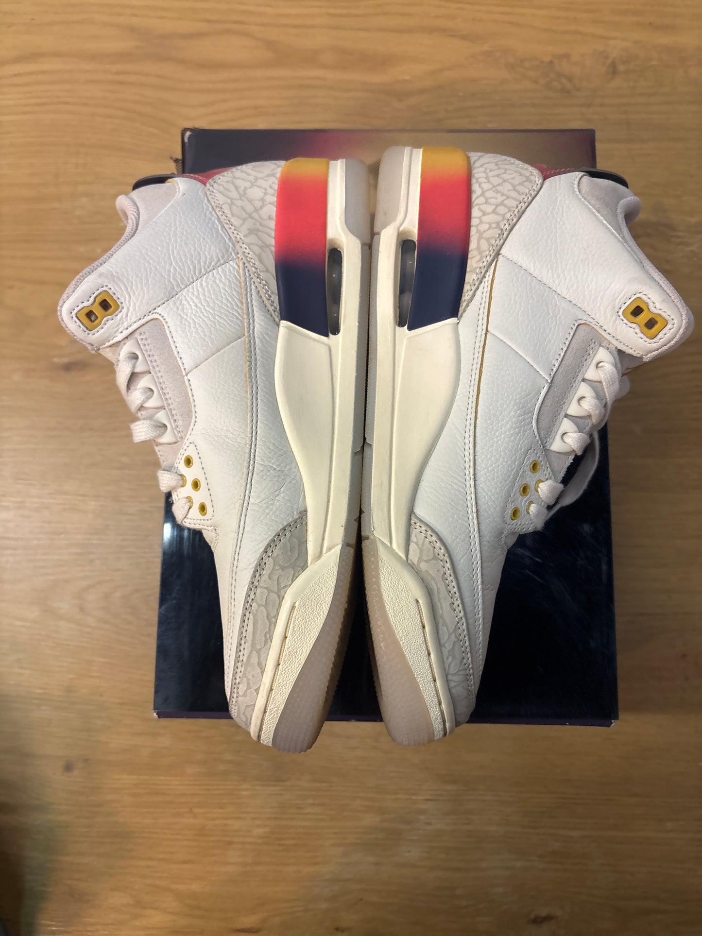 BALVIN X JORDAN 3 MEDELLIN SUNSET USED SZ 9.5