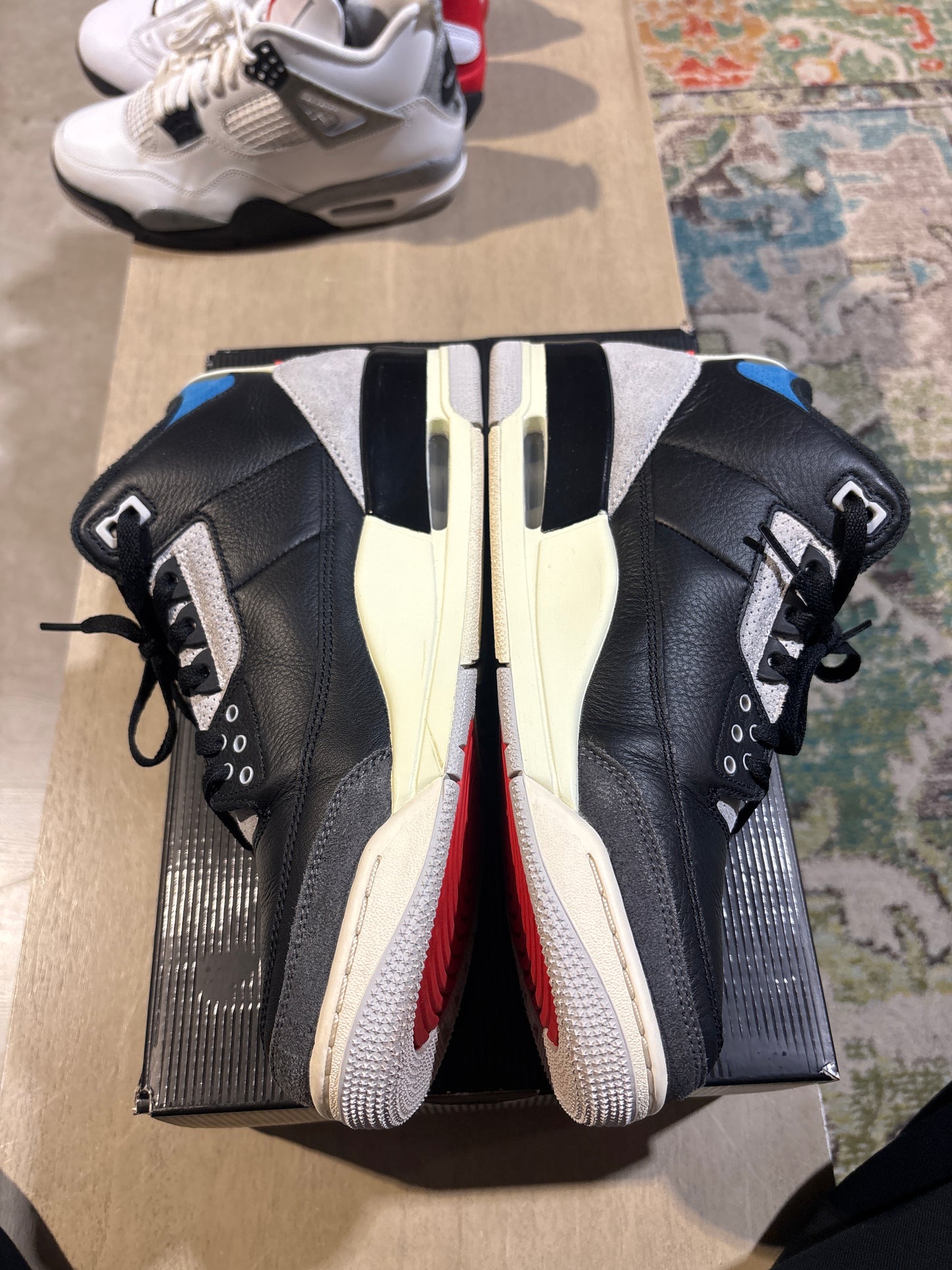 Jordan 3 Rare Air Used Sz 9