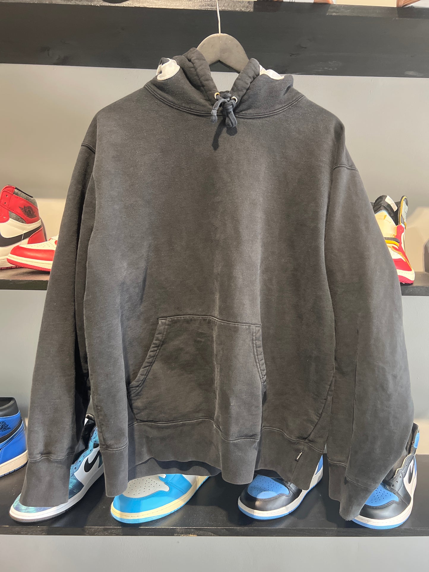 supreme black hooded logo hoodie