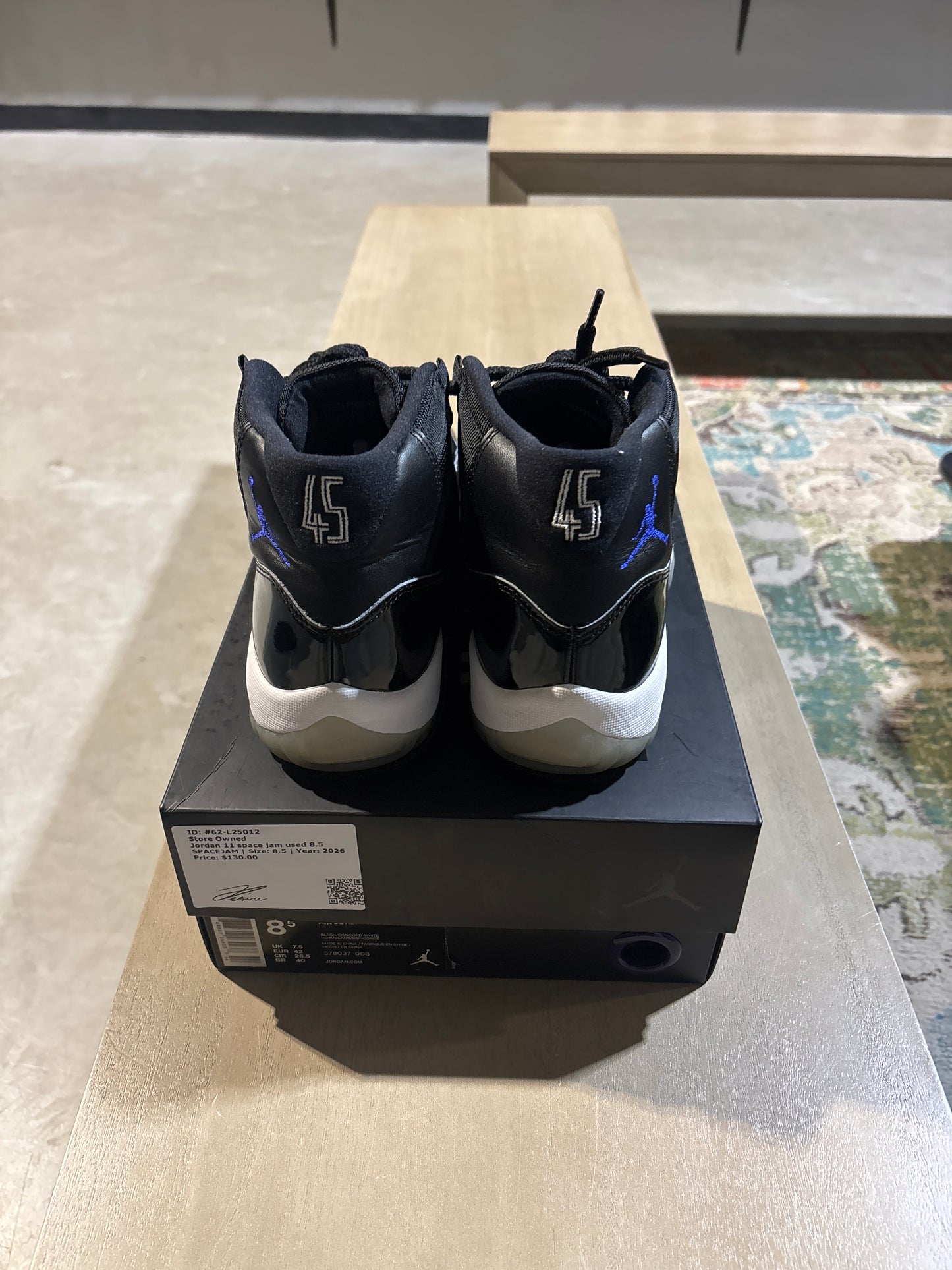 Jordan 11 space jam used 8.5