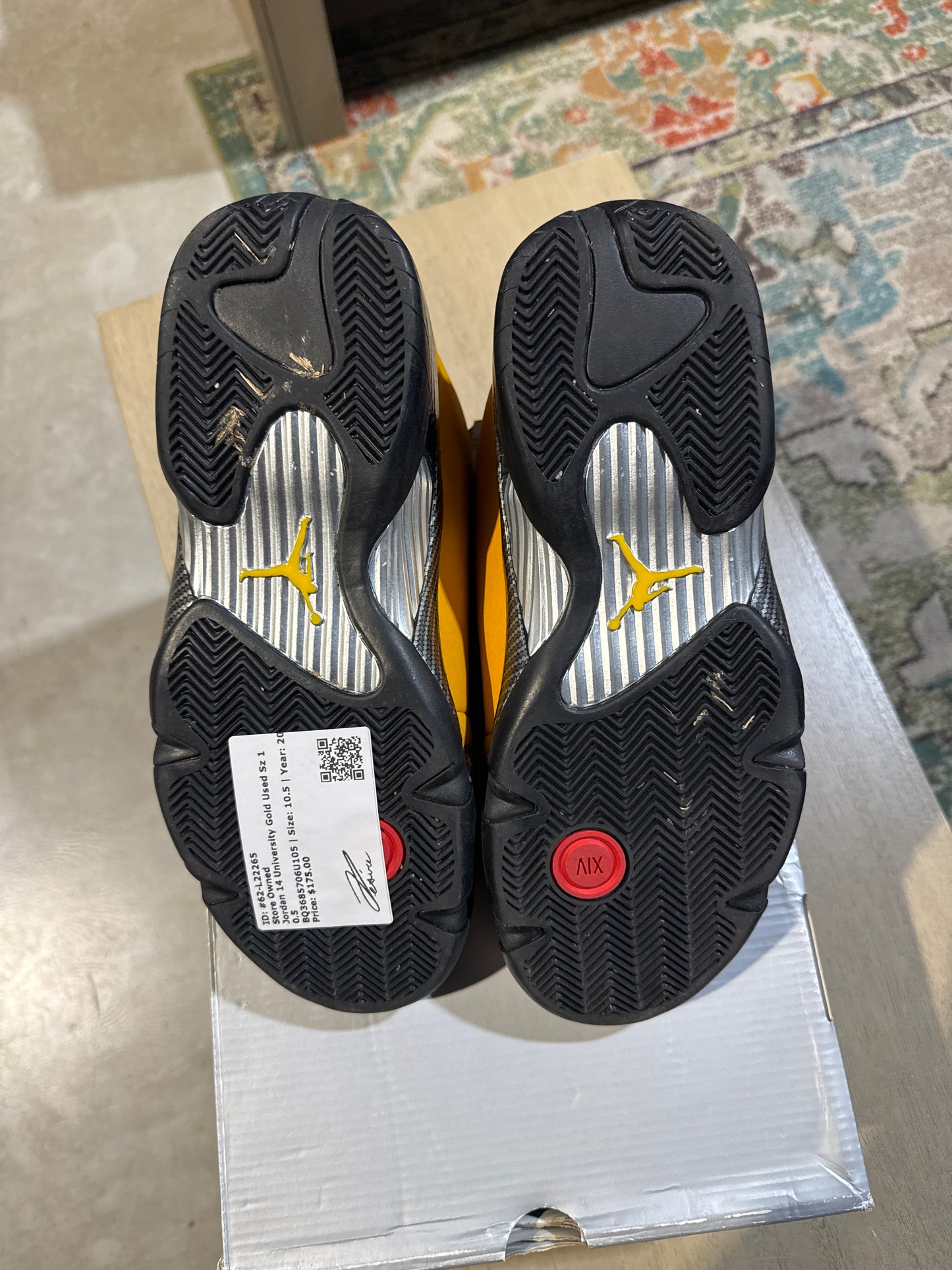 Jordan 14 University Gold Used Sz 10.5