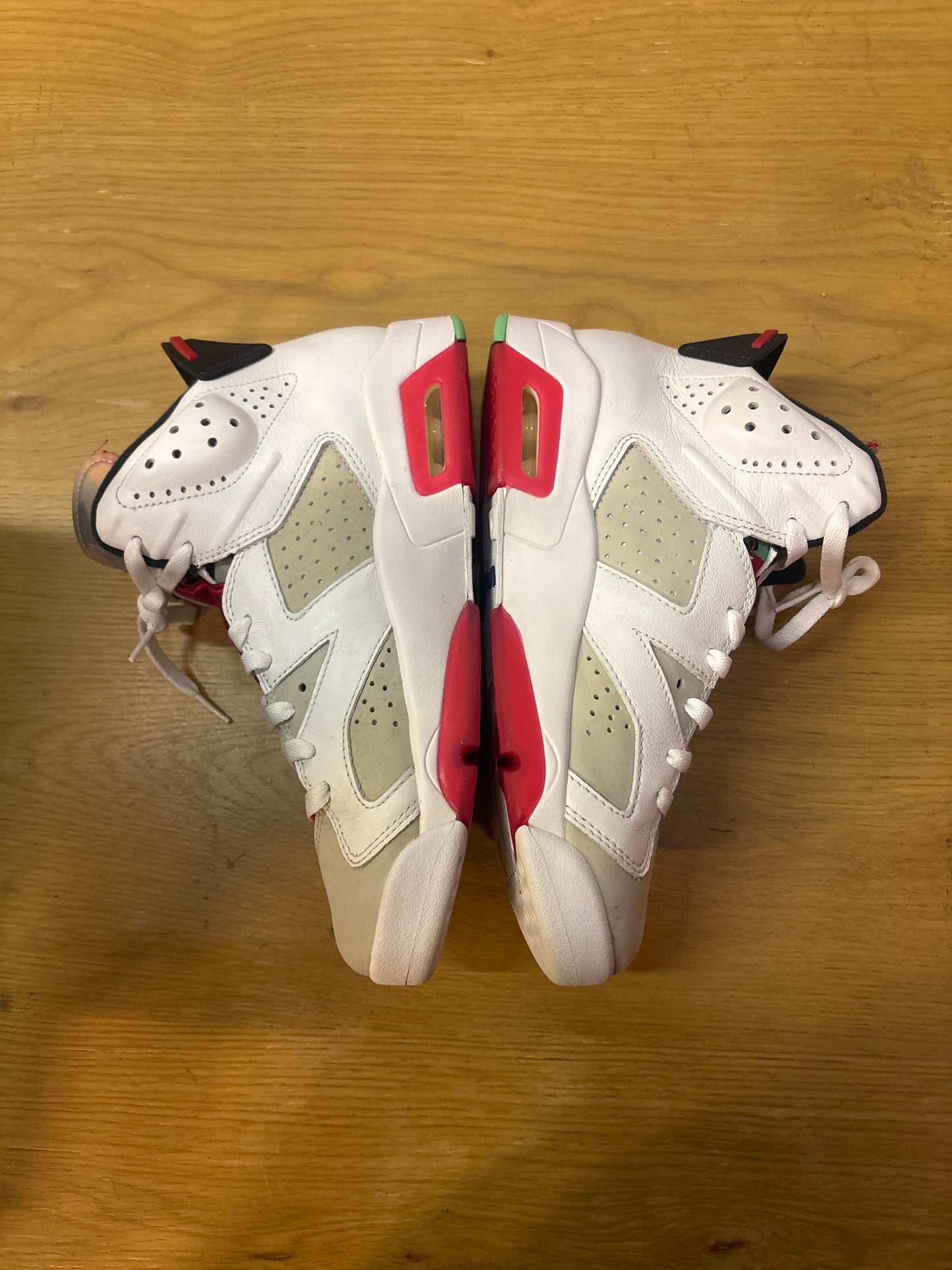 JORDAN 6 HARE USED SZ 8 NB