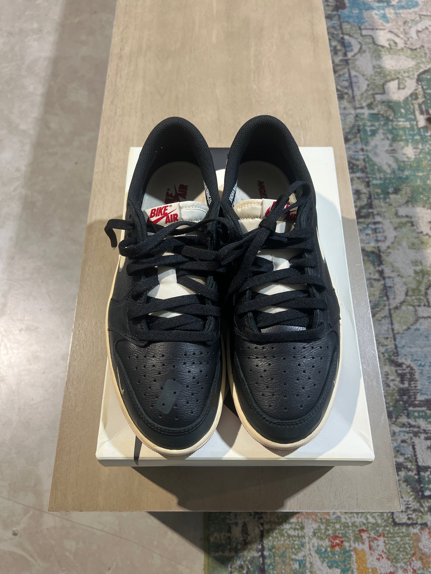 Jordan 1 low Nigel black used sz 10.5