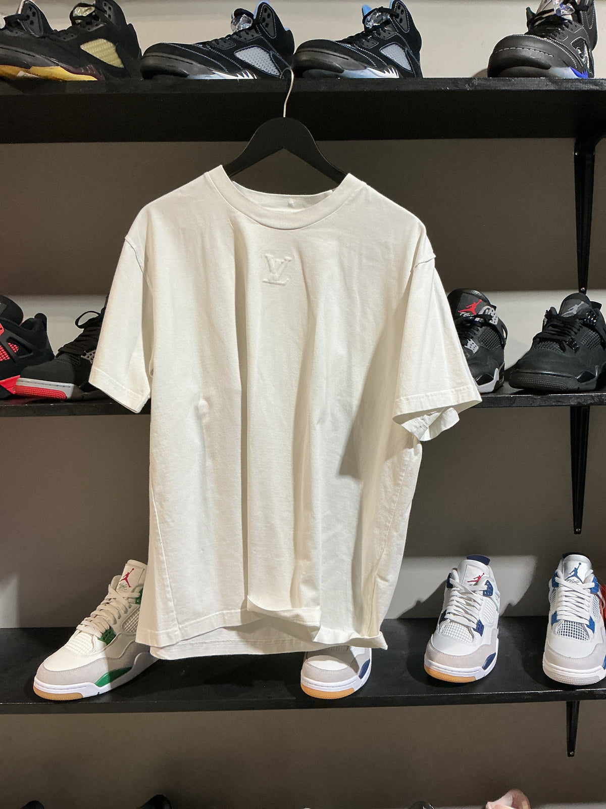 Louis Vuitton White/White Monogram Tee - Pre-Owned