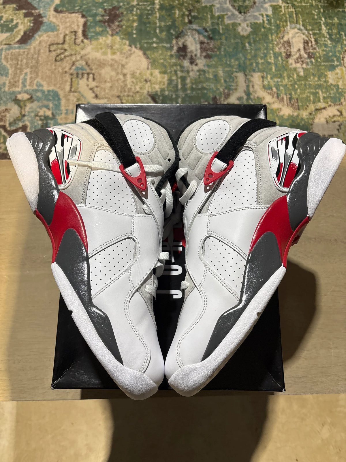 Jordan 8 Retro White True Red (2025) - Pre-Owned