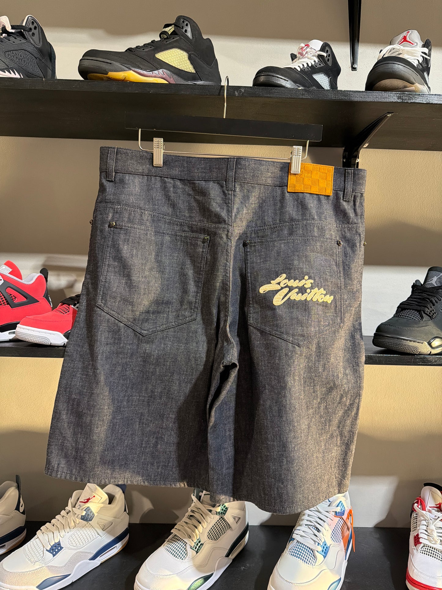 LV CHAMBRAY DENIM SHORTS