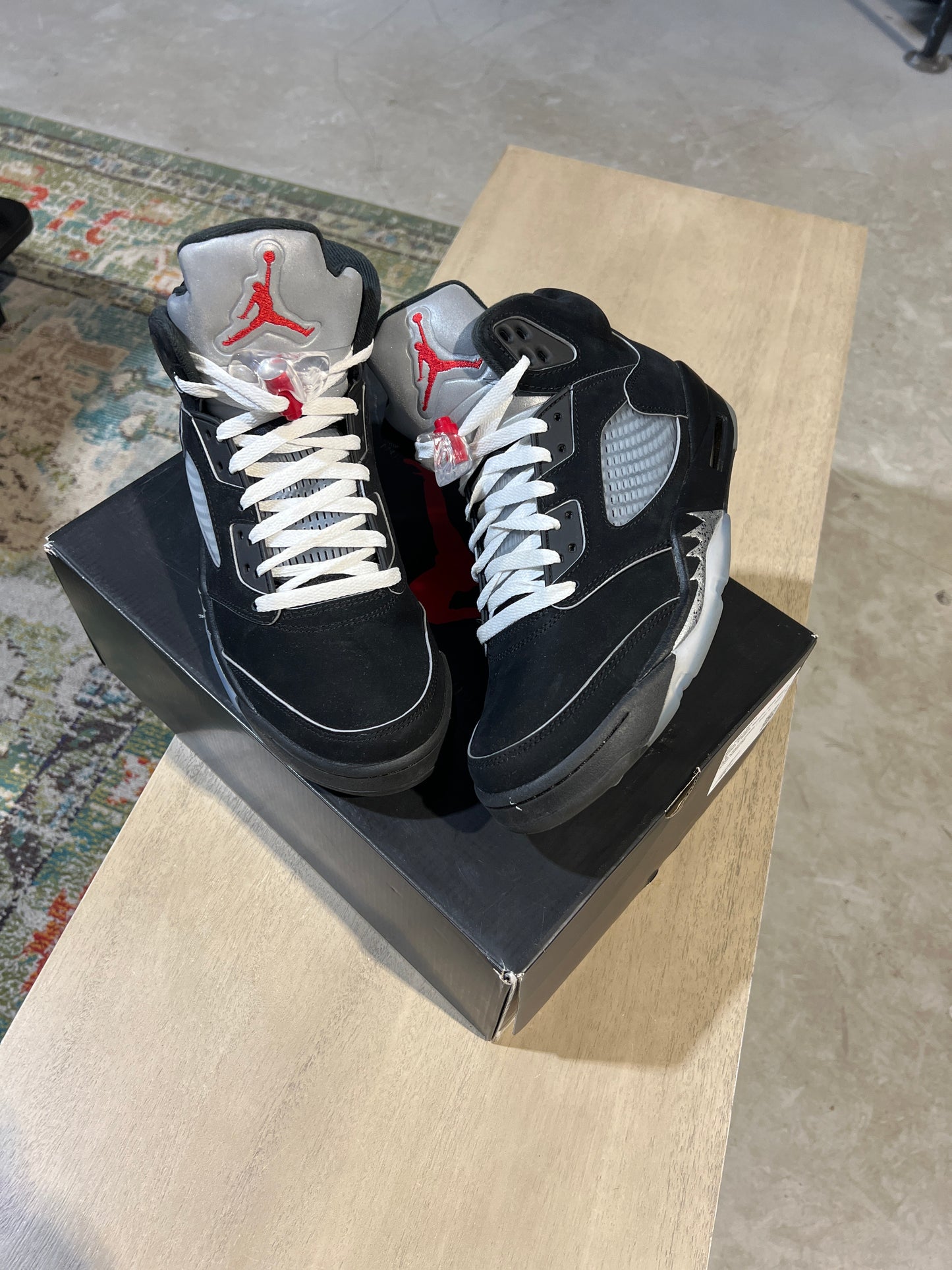Jordan 5 Black Metallic 2025 Used Sz 9
