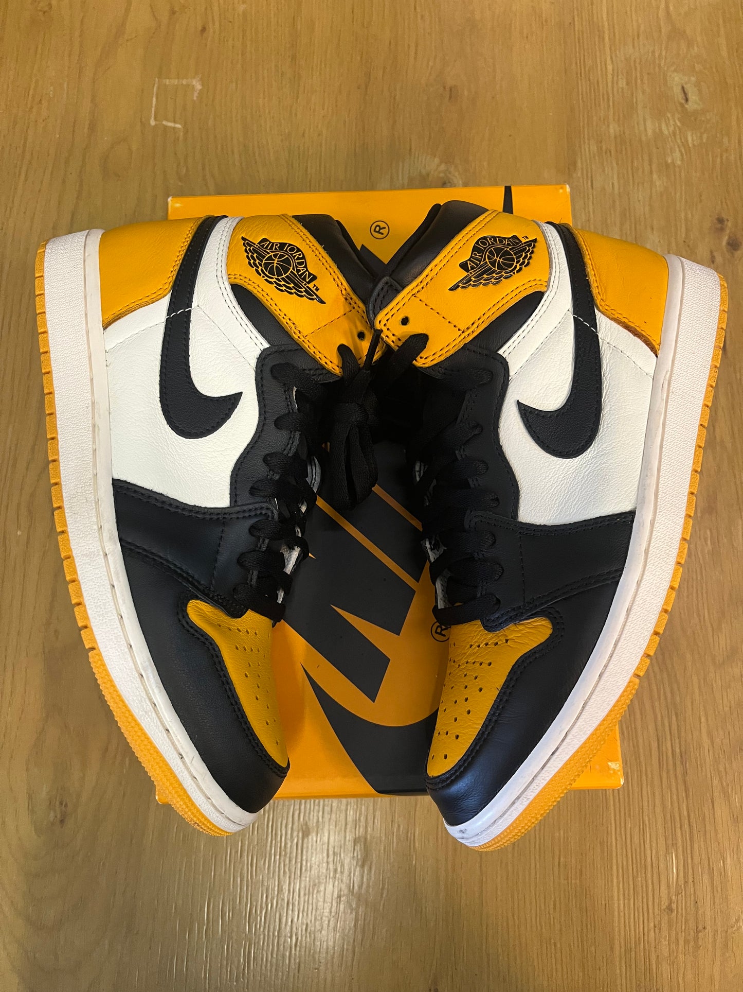 Jordan 1 Yellow Toe used
