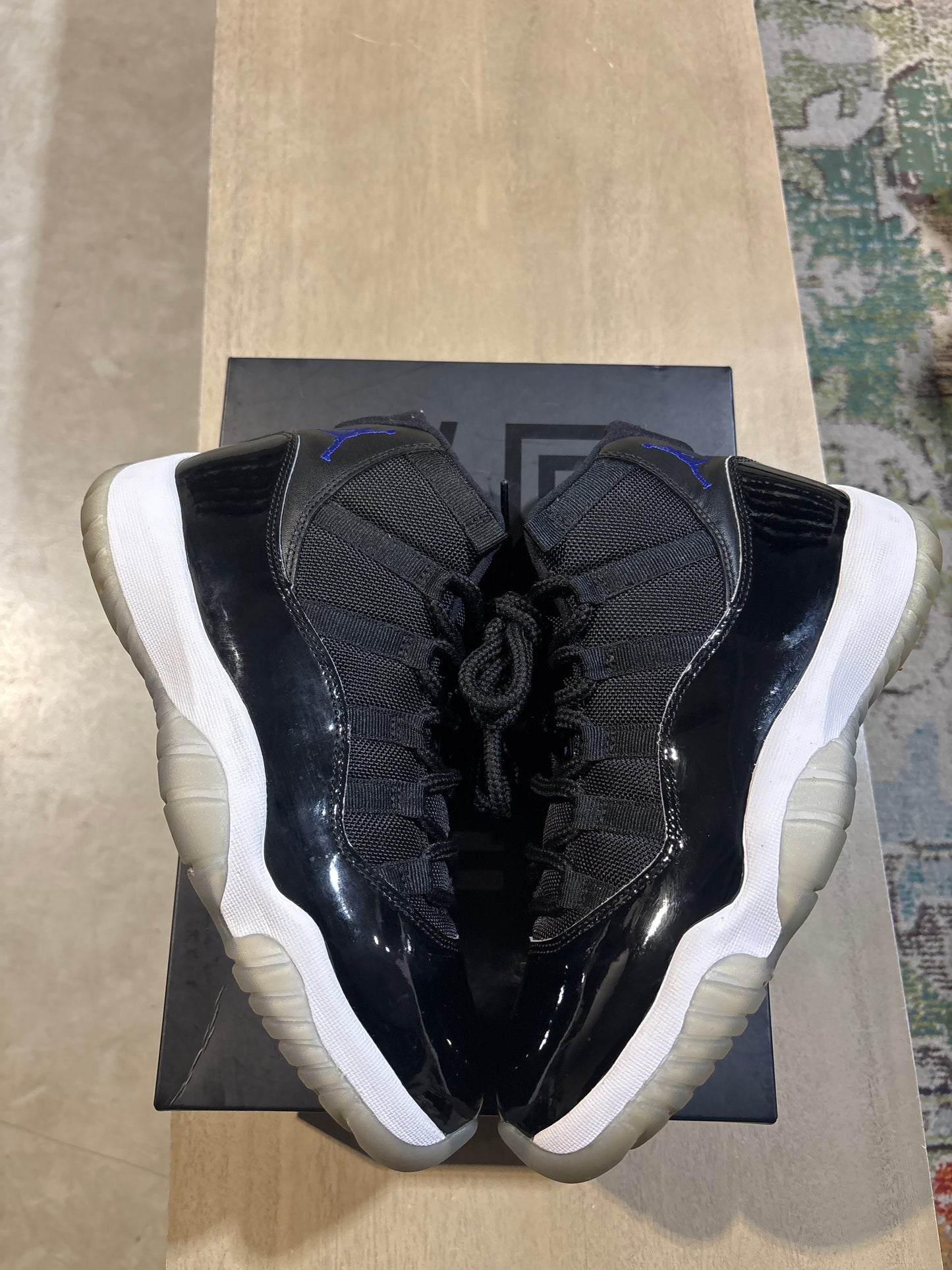 Jordan 11 space jam used 8.5