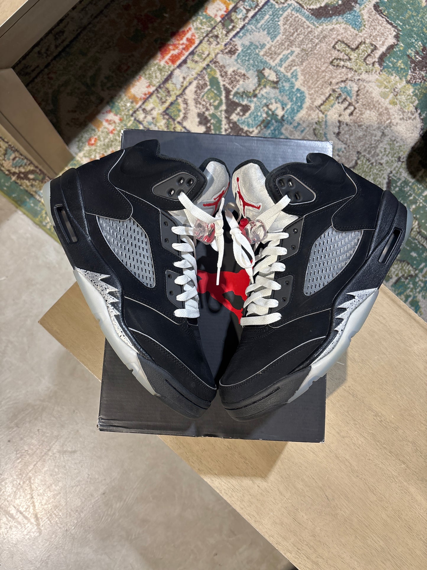 Jordan 5 Black Metallic Used Sz 9.5 (1)