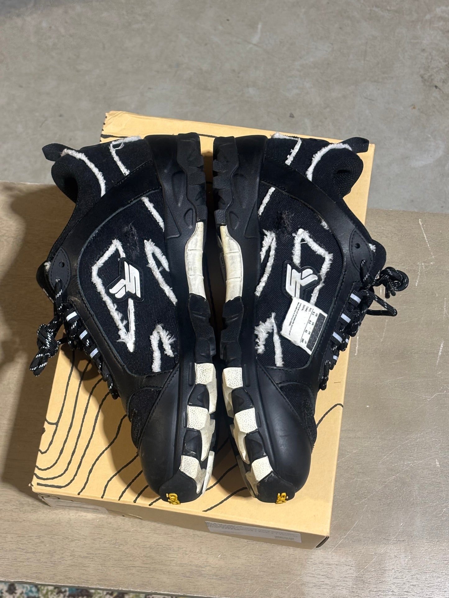 Sicko Hiking Sneakers Used Black/White Used Sz 9