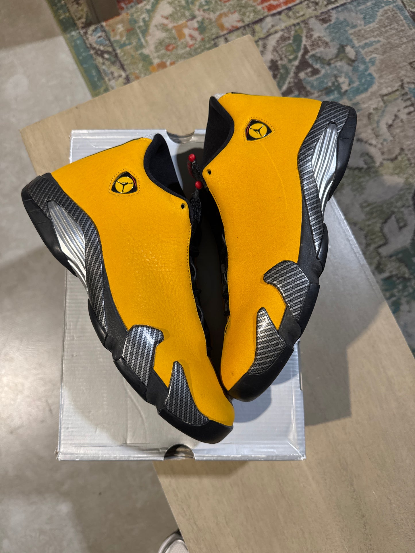 Jordan 14 University Gold Used Sz 10.5