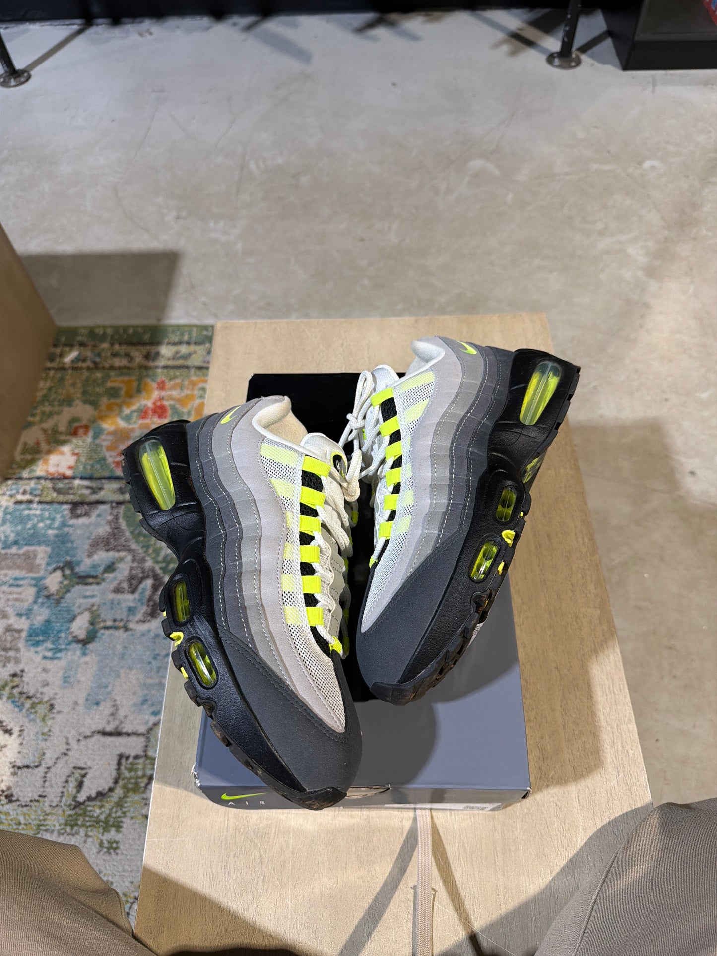 Nike Air Max 95 Neon Used Sz 8.5